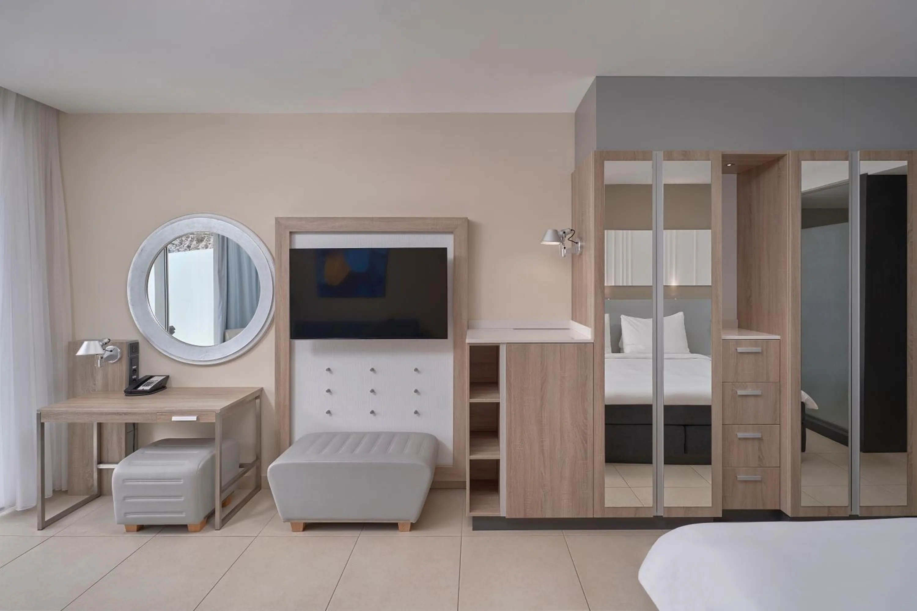 Bedroom, Bed in Radisson Blu Resort & Spa, Gran Canaria Mogan