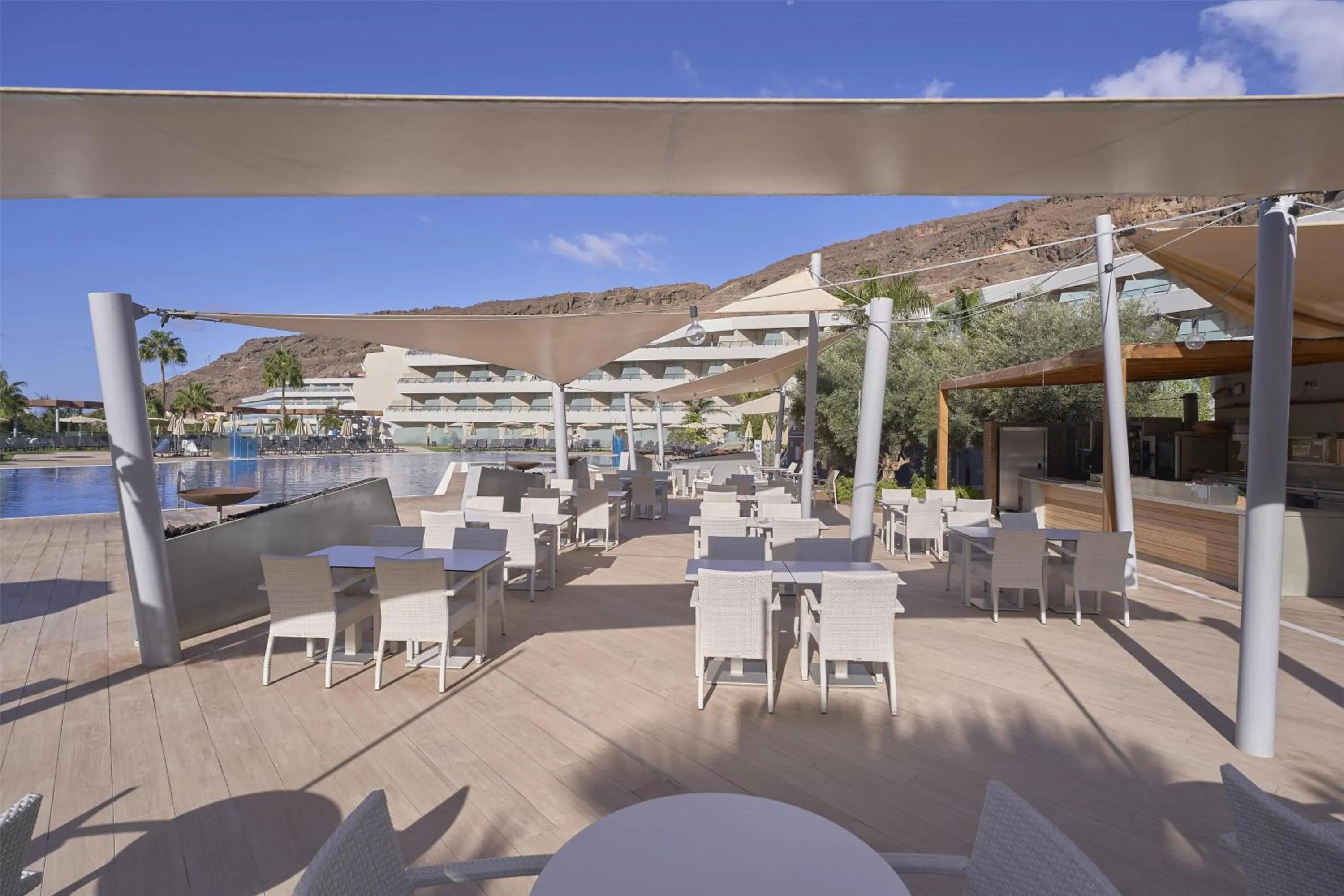 Lounge or bar in Radisson Blu Resort & Spa, Gran Canaria Mogan