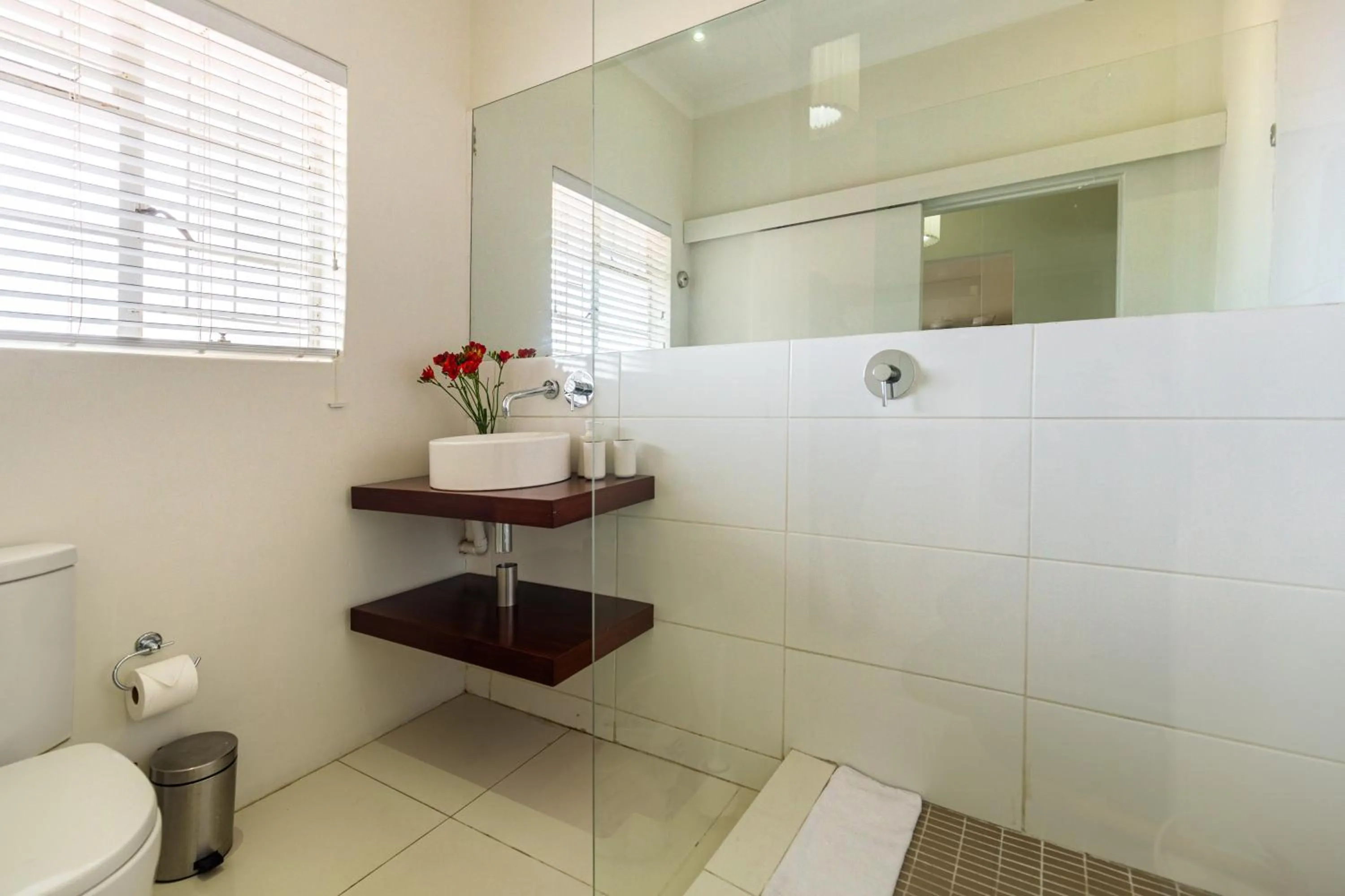 Shower in Portswood Mews - Chic White Studio Apartment Green Point