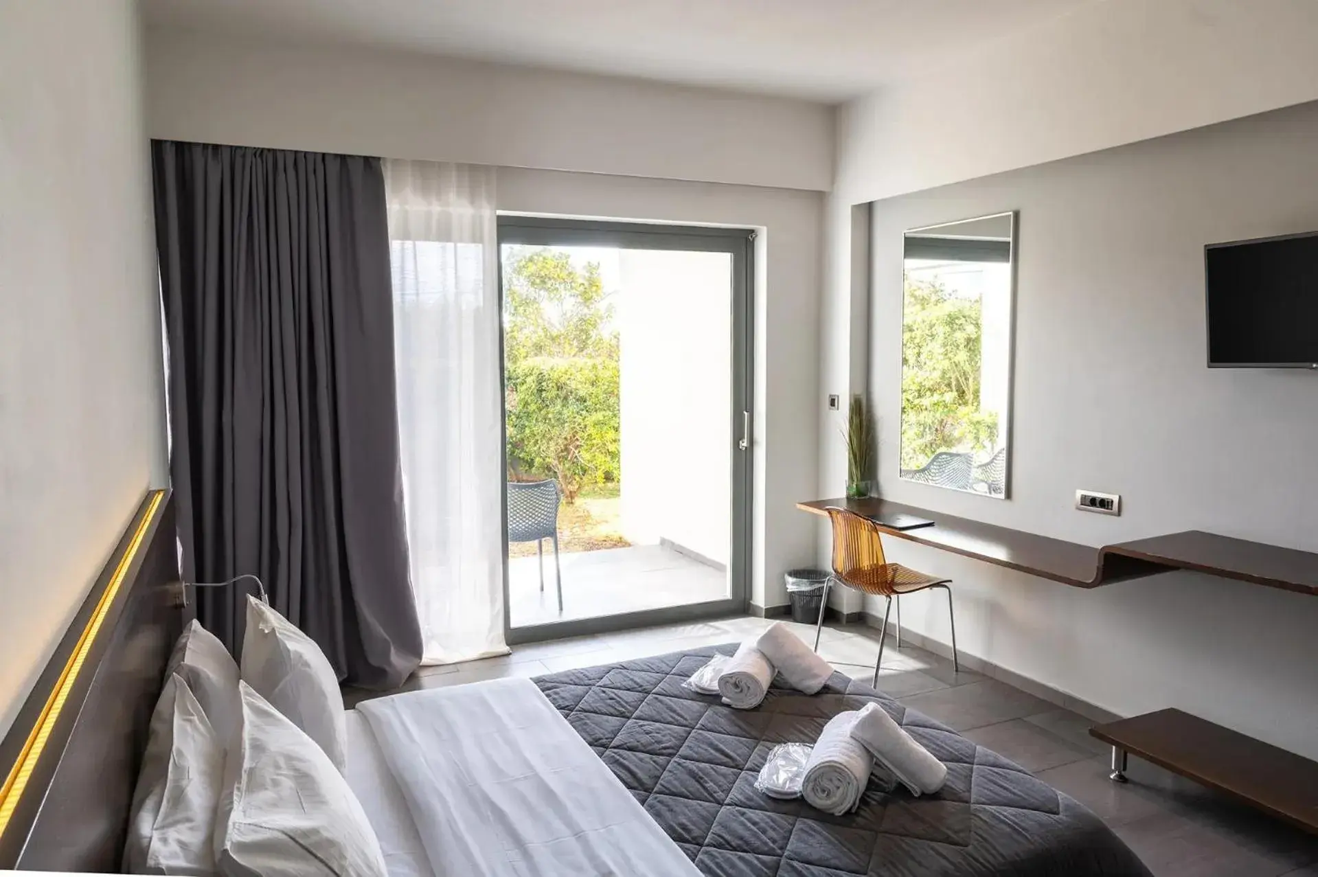 Double Room - Disability Access in Megara Hotel Double Room - Disability Access in Megara Hotel