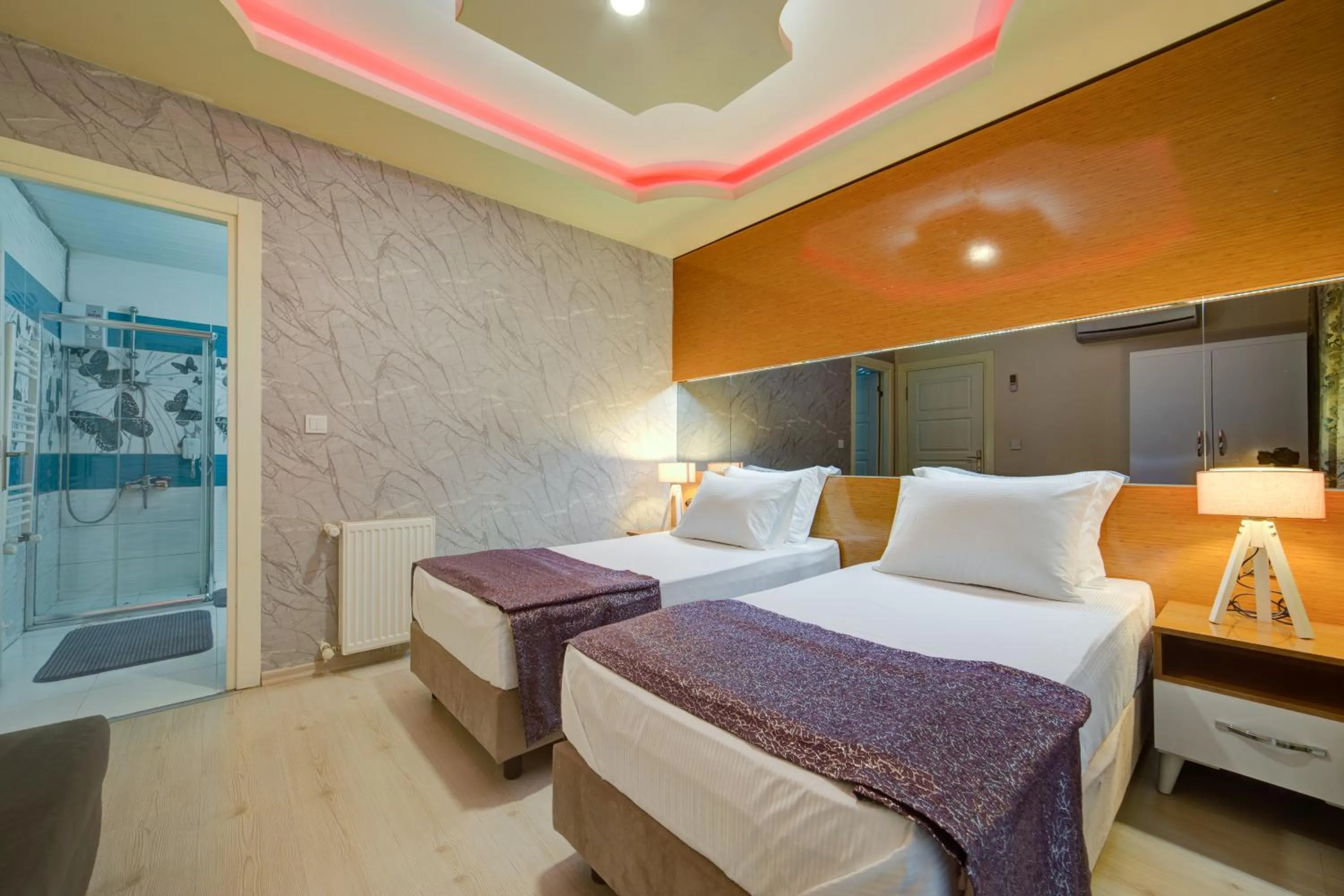 Bed in Mersin Vip House Hotel