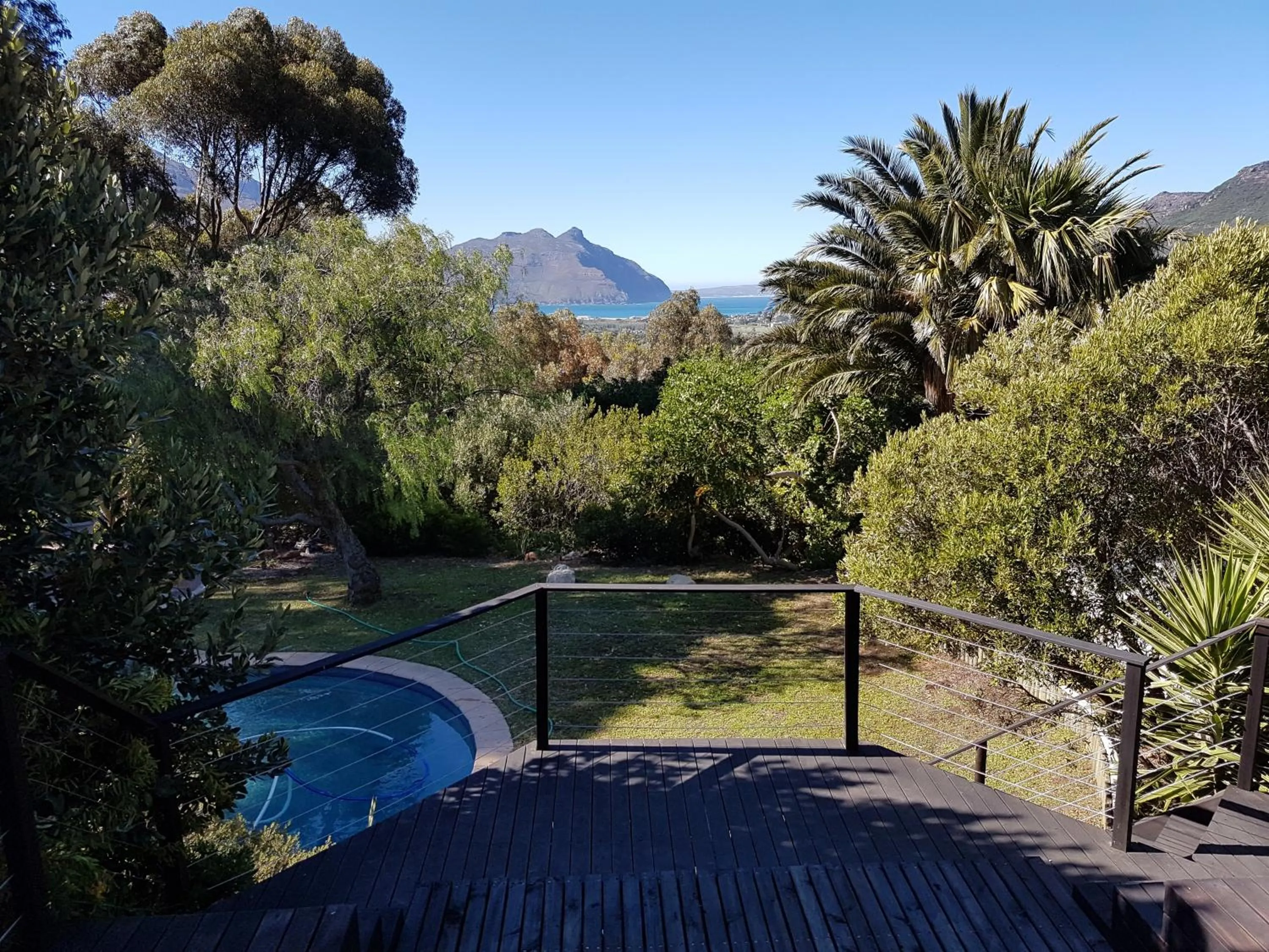 Pool view in Victorskloof Lodge