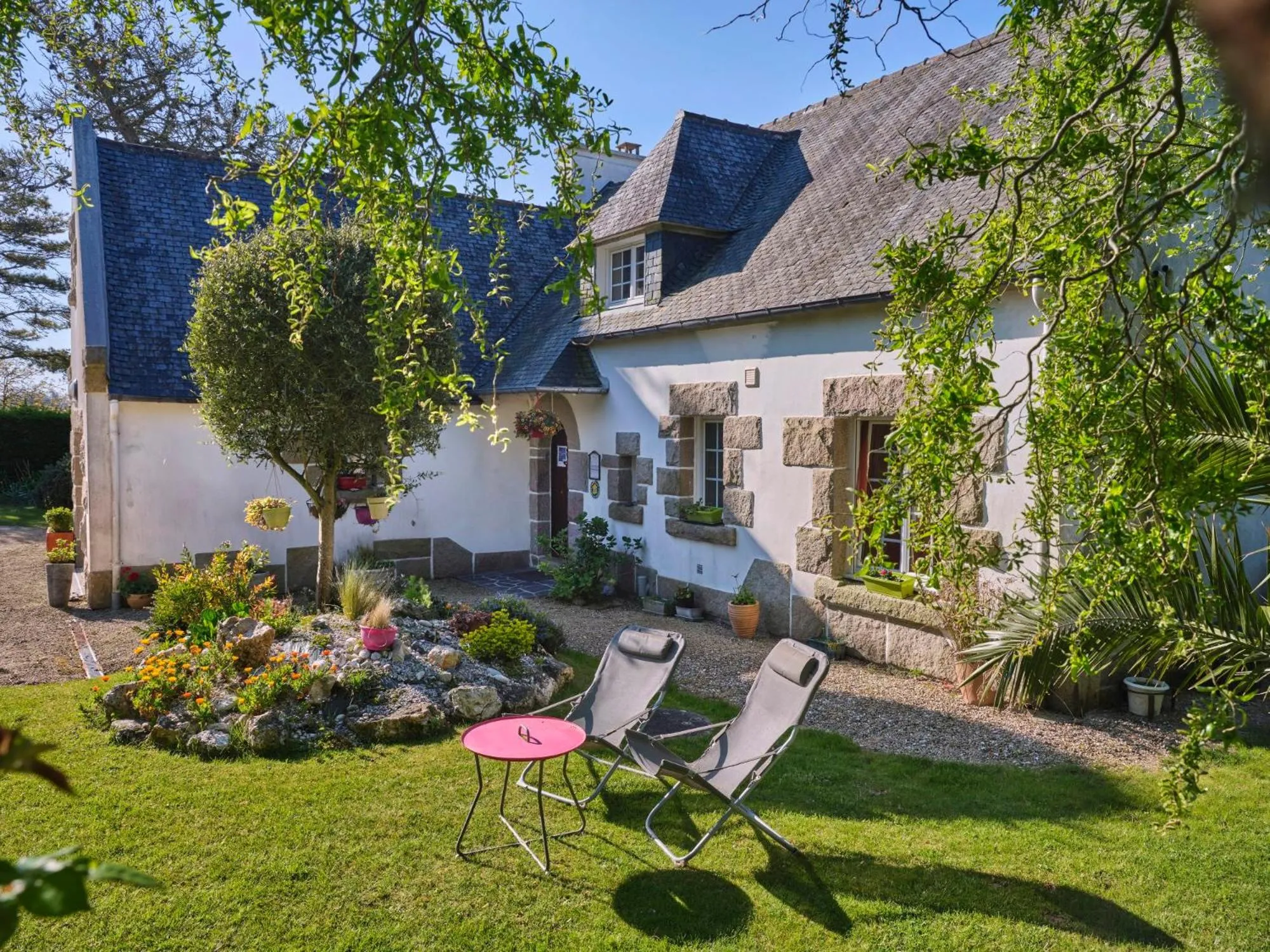 Facade/entrance in Les Roses