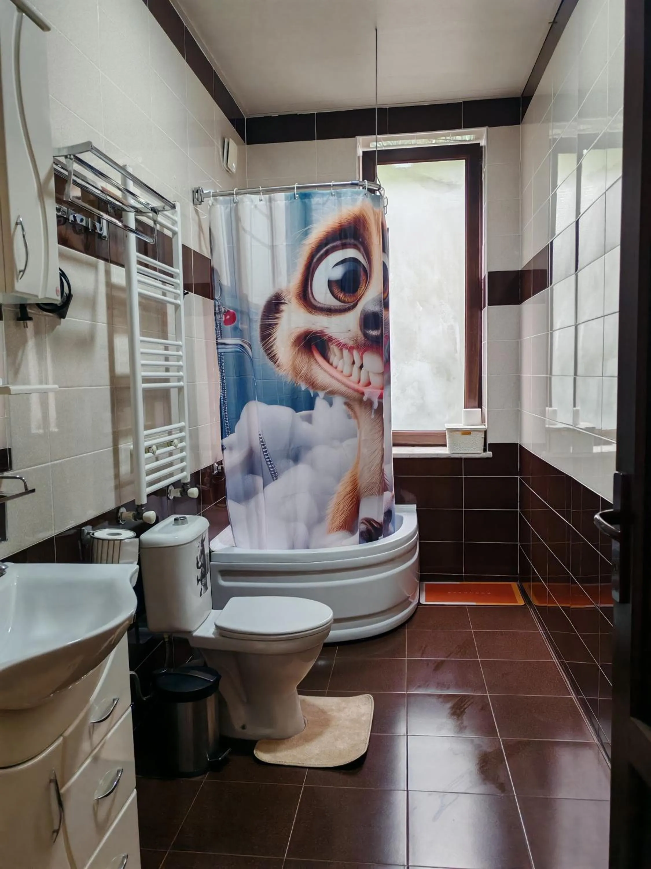 Shower in Qilimcha's Guesthouse-Art Museum