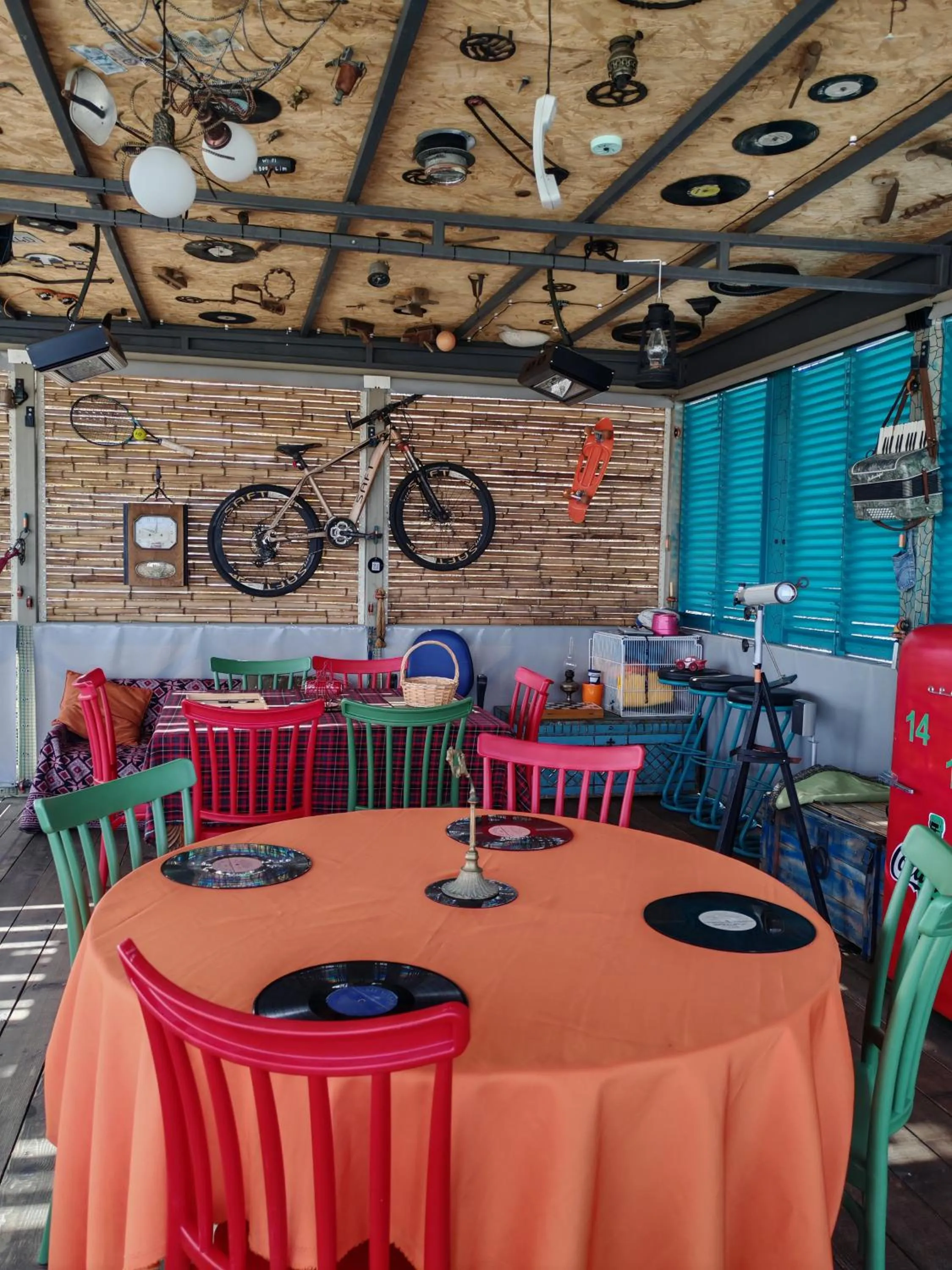 Restaurant/places to eat in Qilimcha's Guesthouse-Art Museum