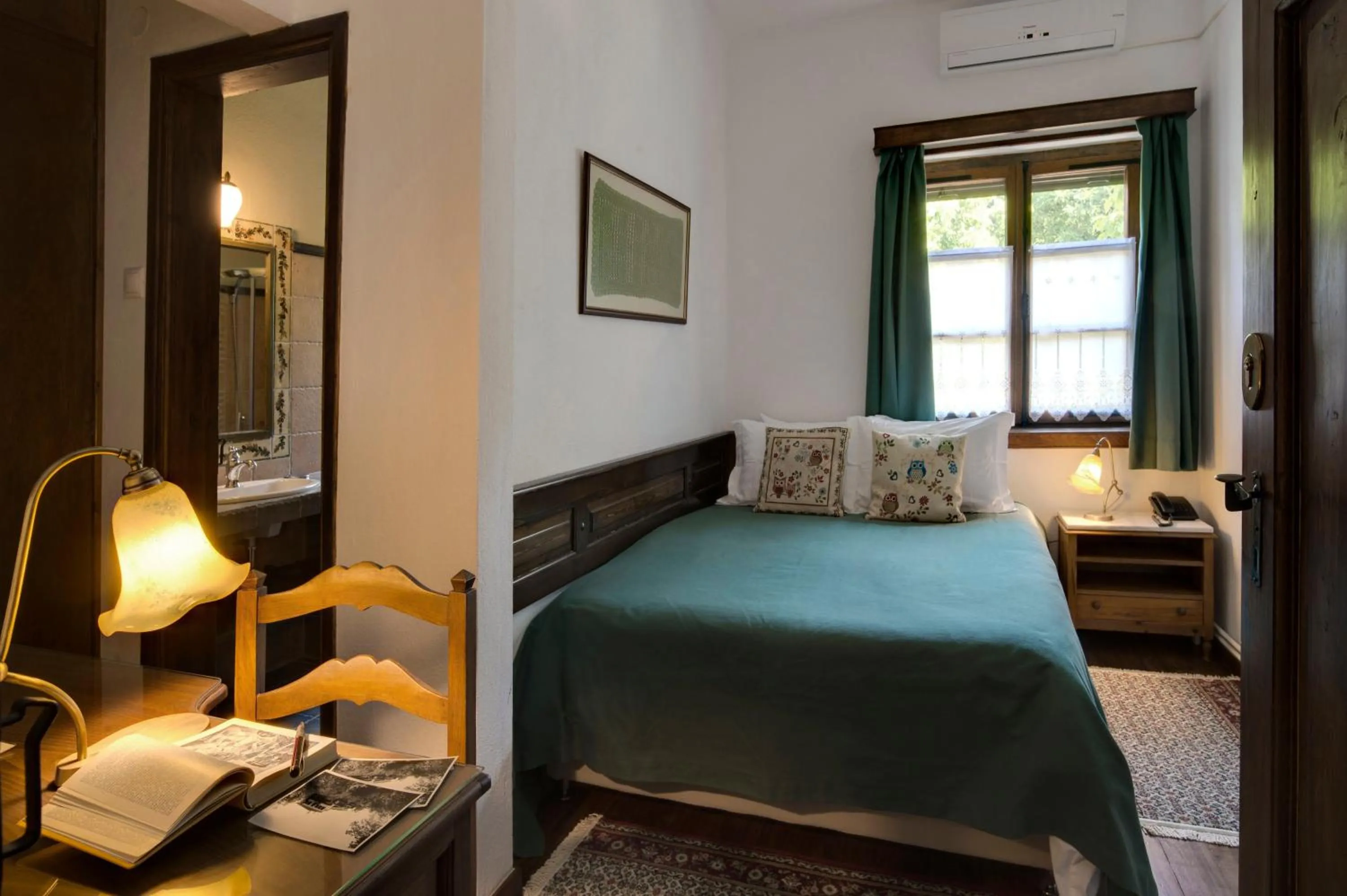 Shower, Bed in Arxontiko Mytilineou - Skretaion