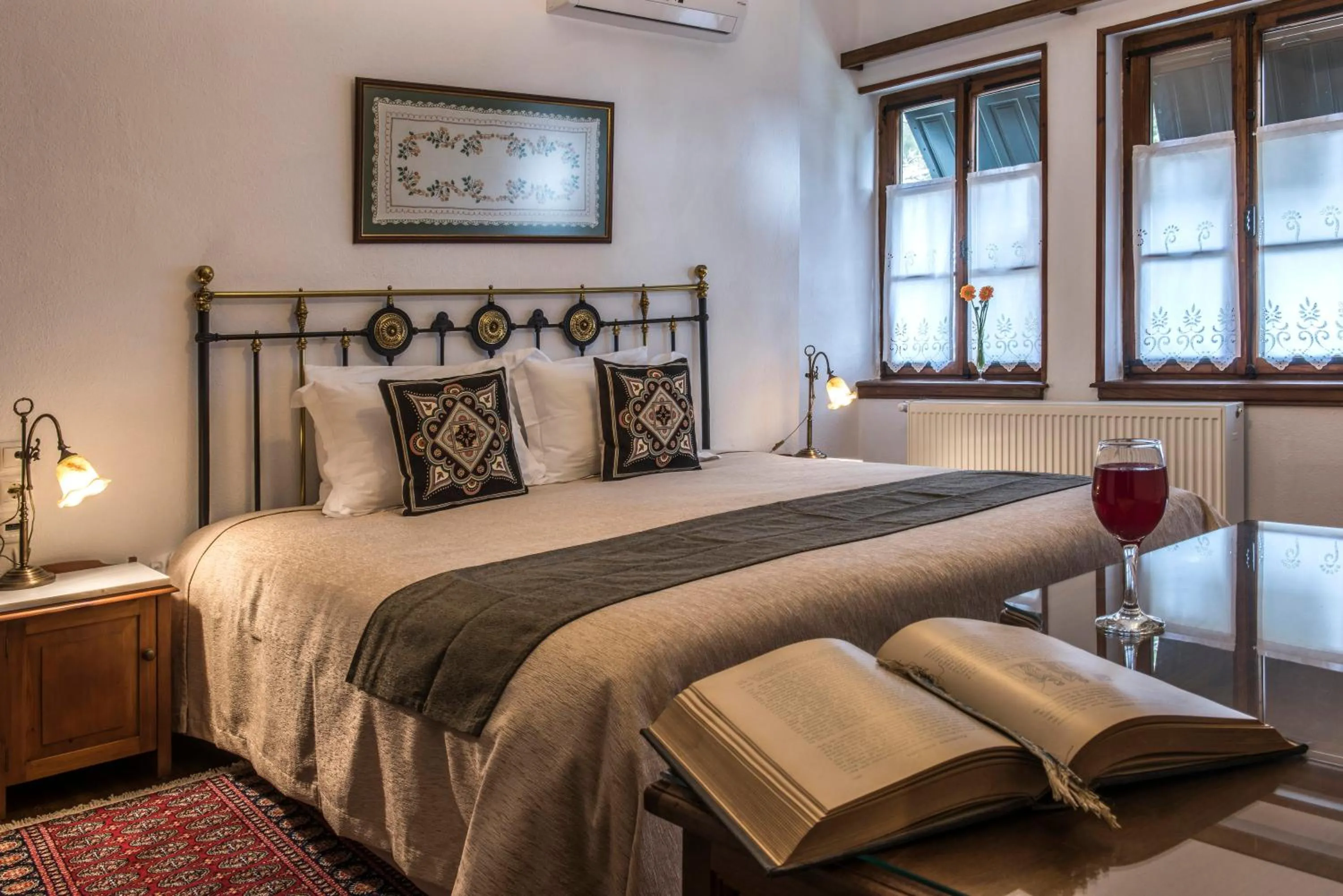 Shower, Bed in Arxontiko Mytilineou - Skretaion