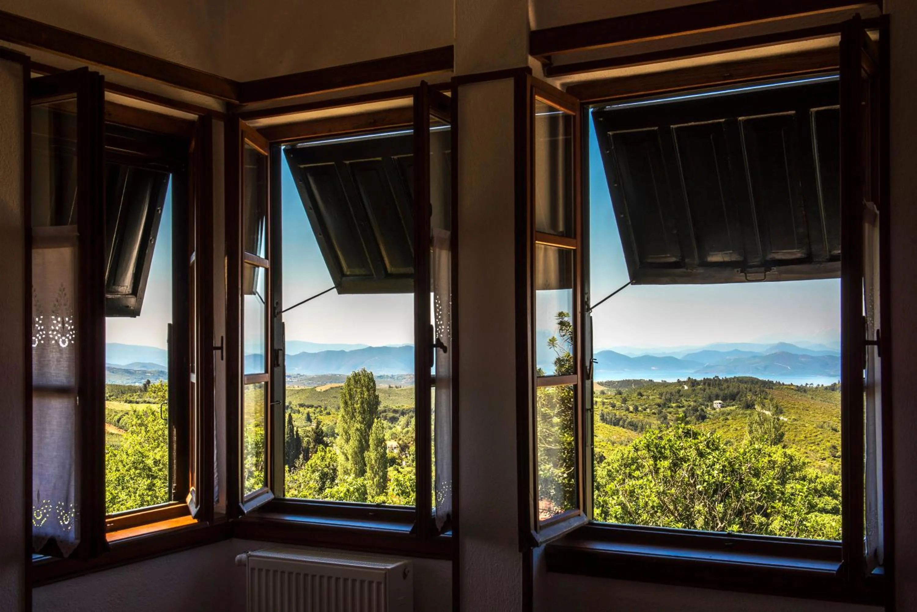 Shower in Arxontiko Mytilineou - Skretaion