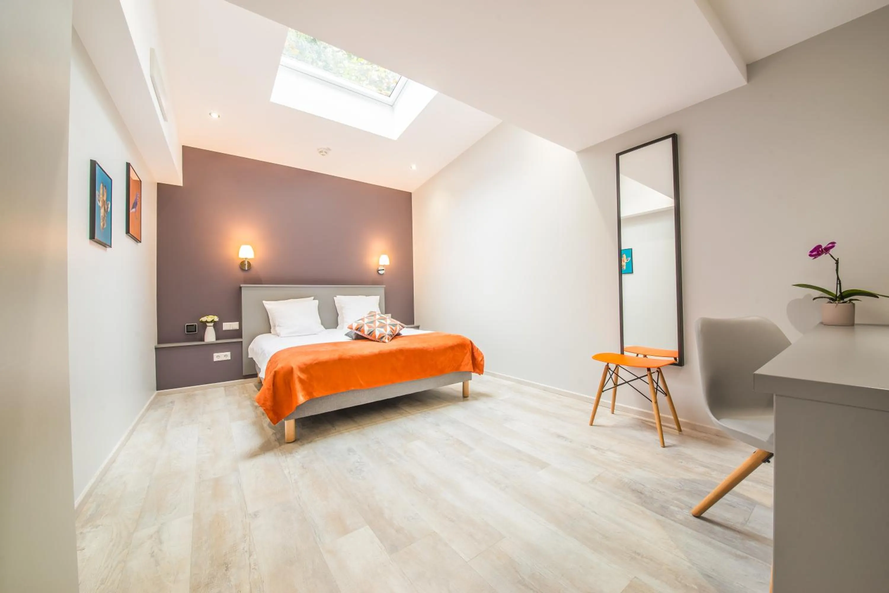 Photo of the whole room, Bed in Mandarina Hotel Luxembourg Strassen