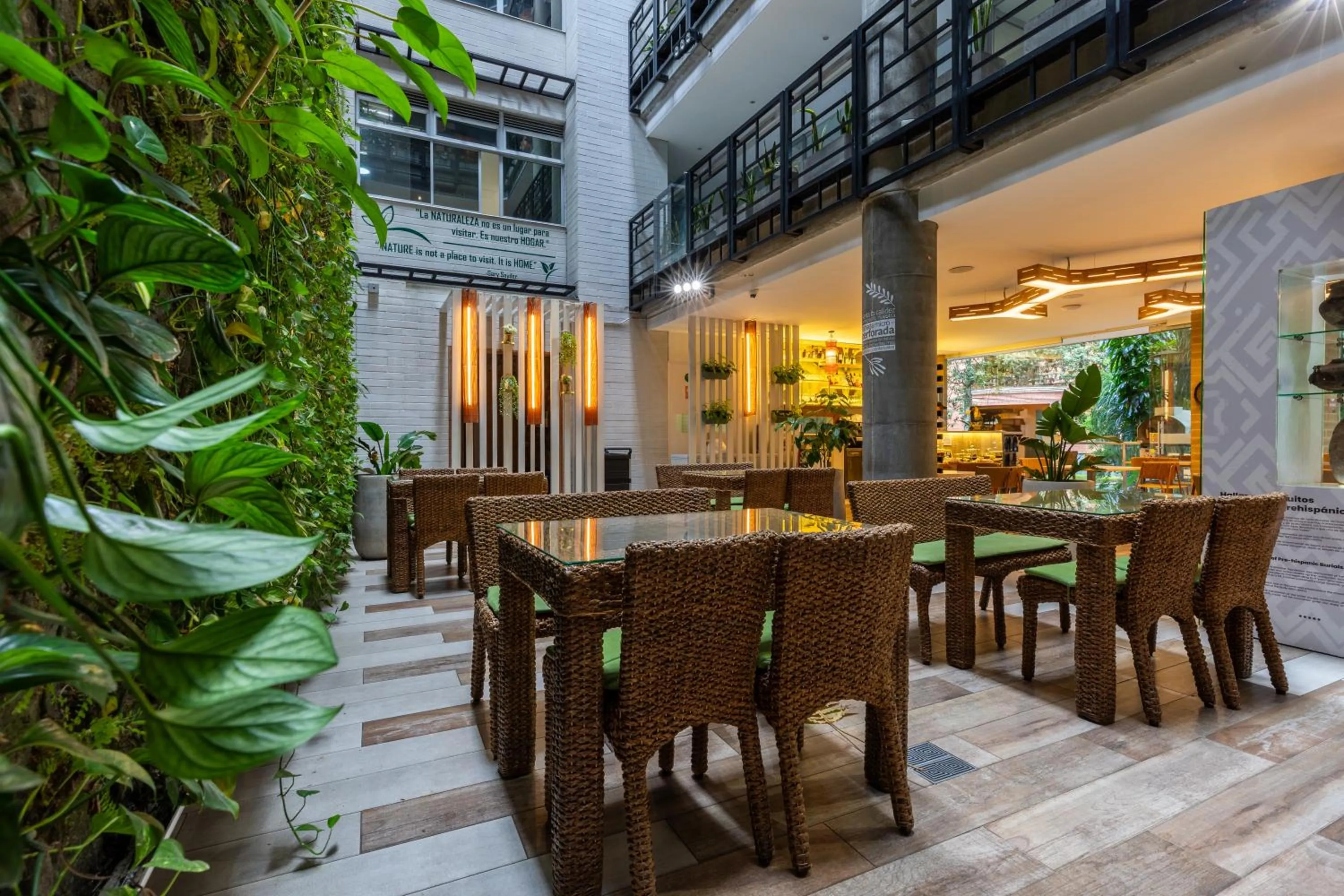 Restaurant/places to eat in Terra Biohotel