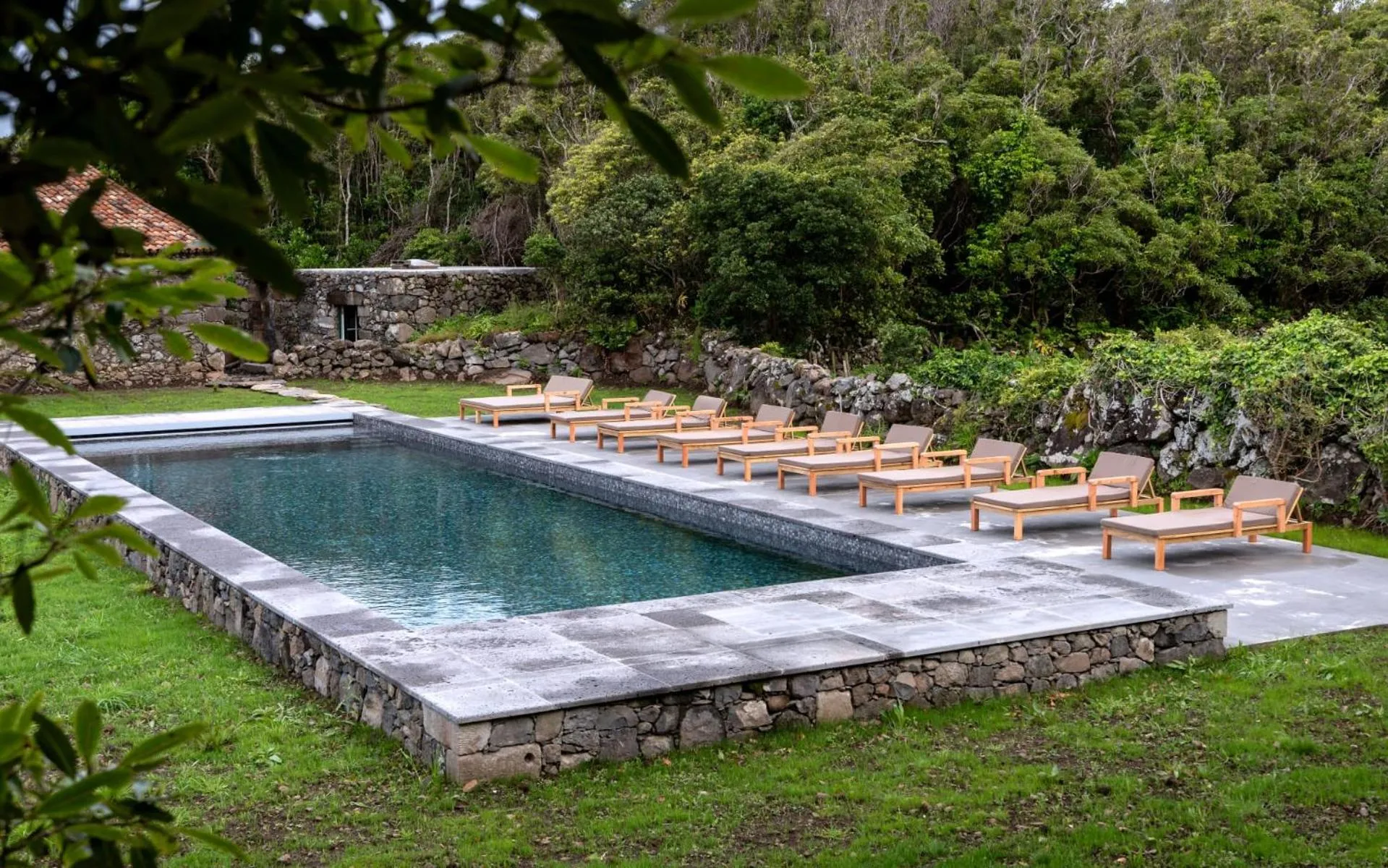 Area and facilities in Aldeia da Cuada