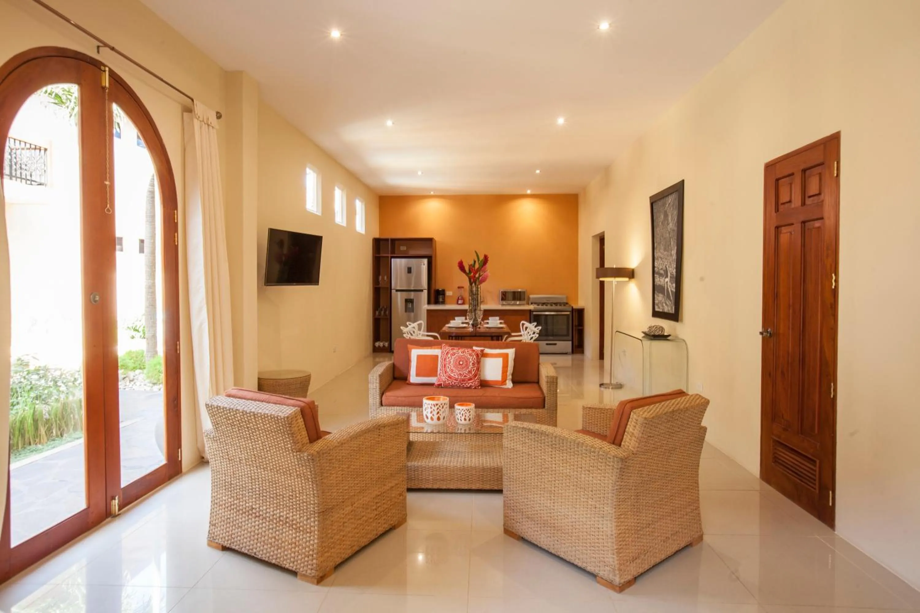 TV and multimedia in Hotel Plaza Marbella Granada