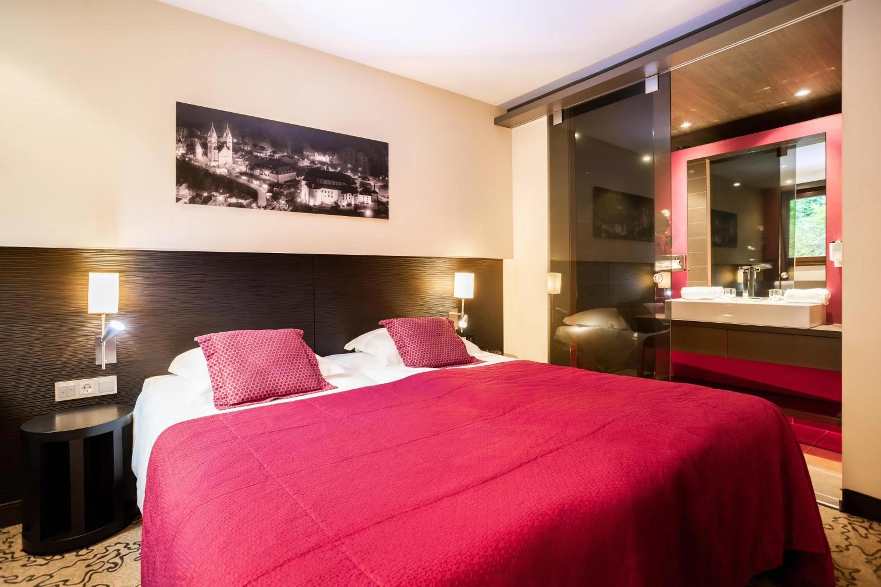 Bed in Koener Hotel & Spa