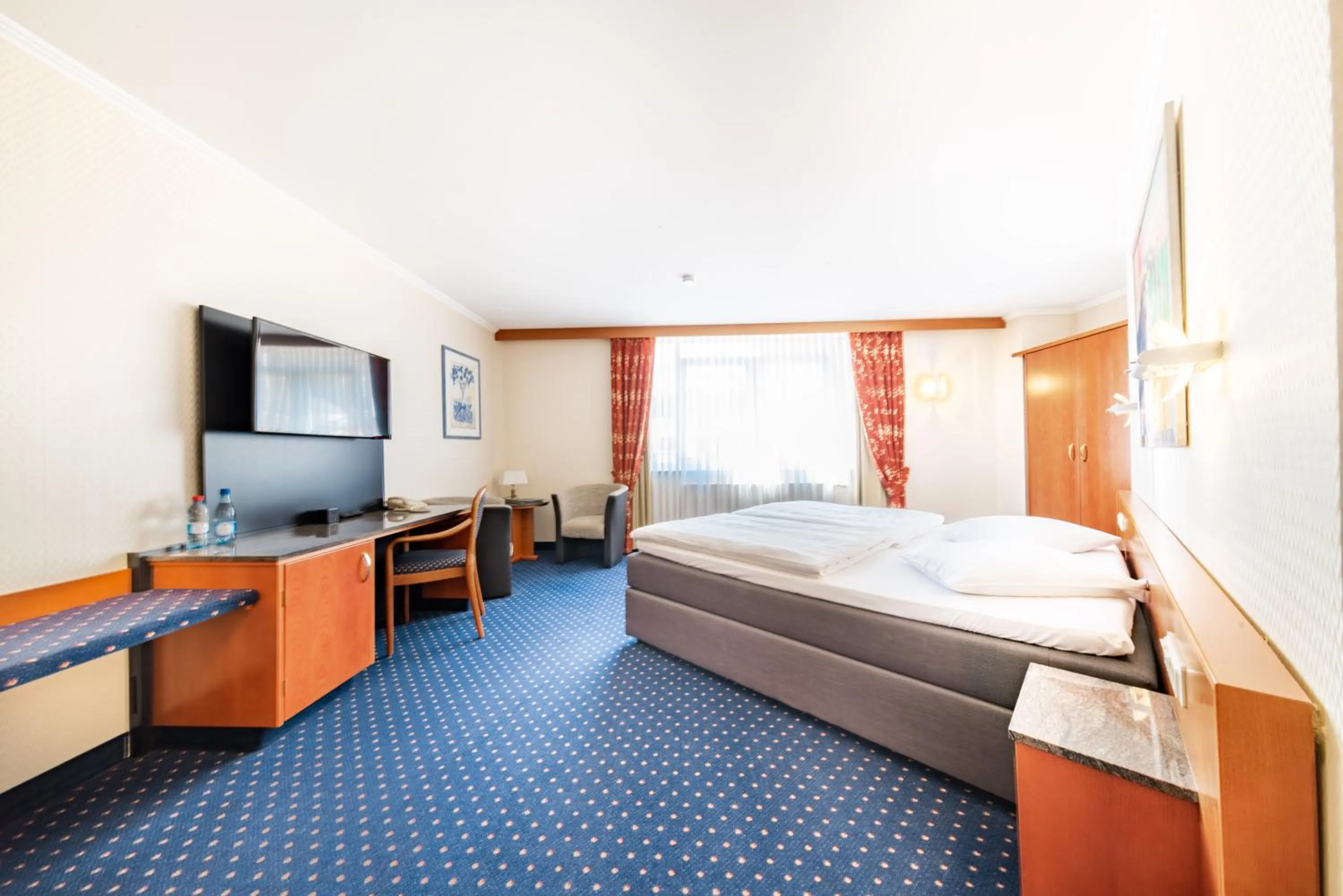 Bed in Koener Hotel & Spa