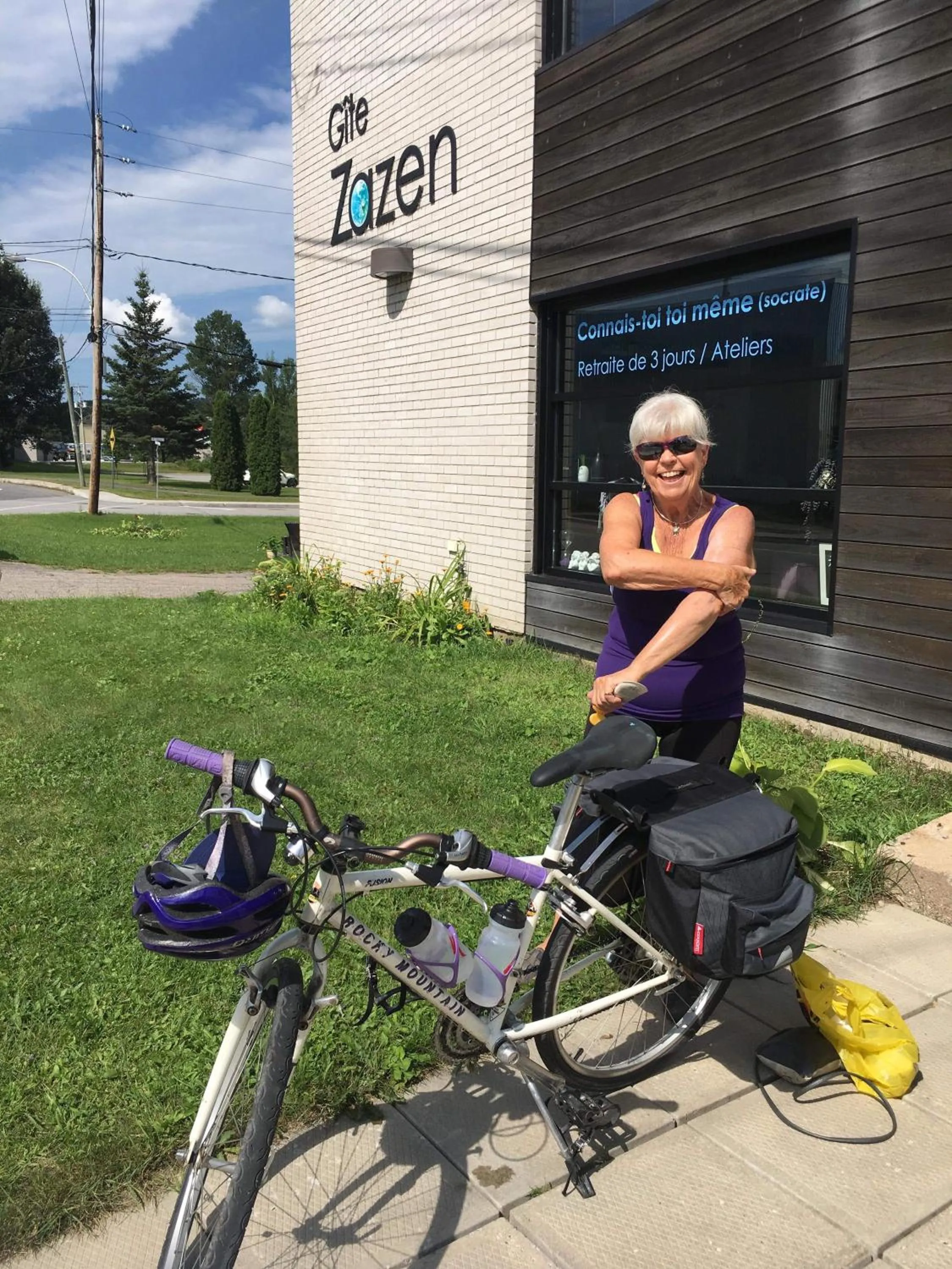 People in Gîte Zazen