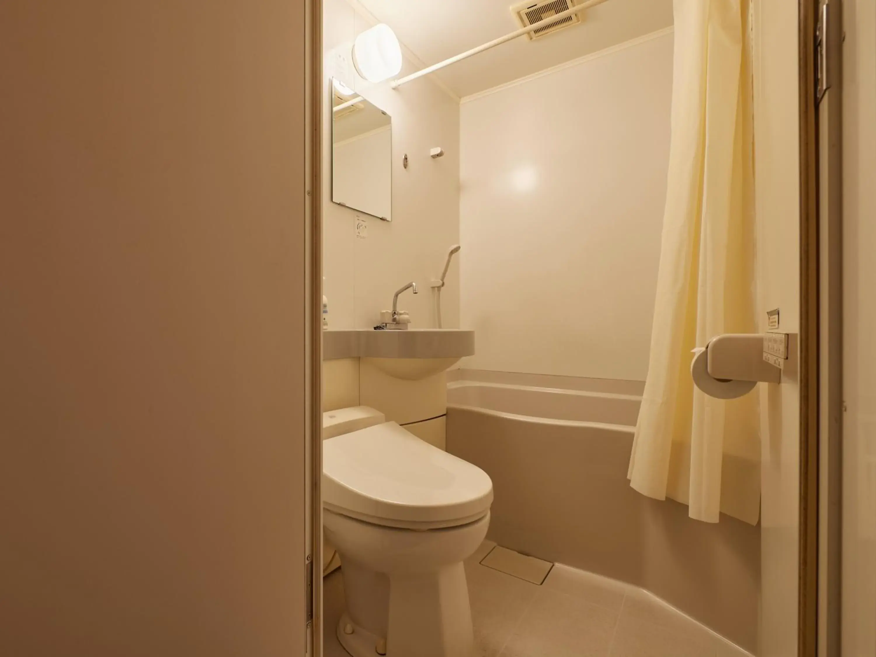 Bathroom in Wind City Hotel Bathroom in Wind City Hotel