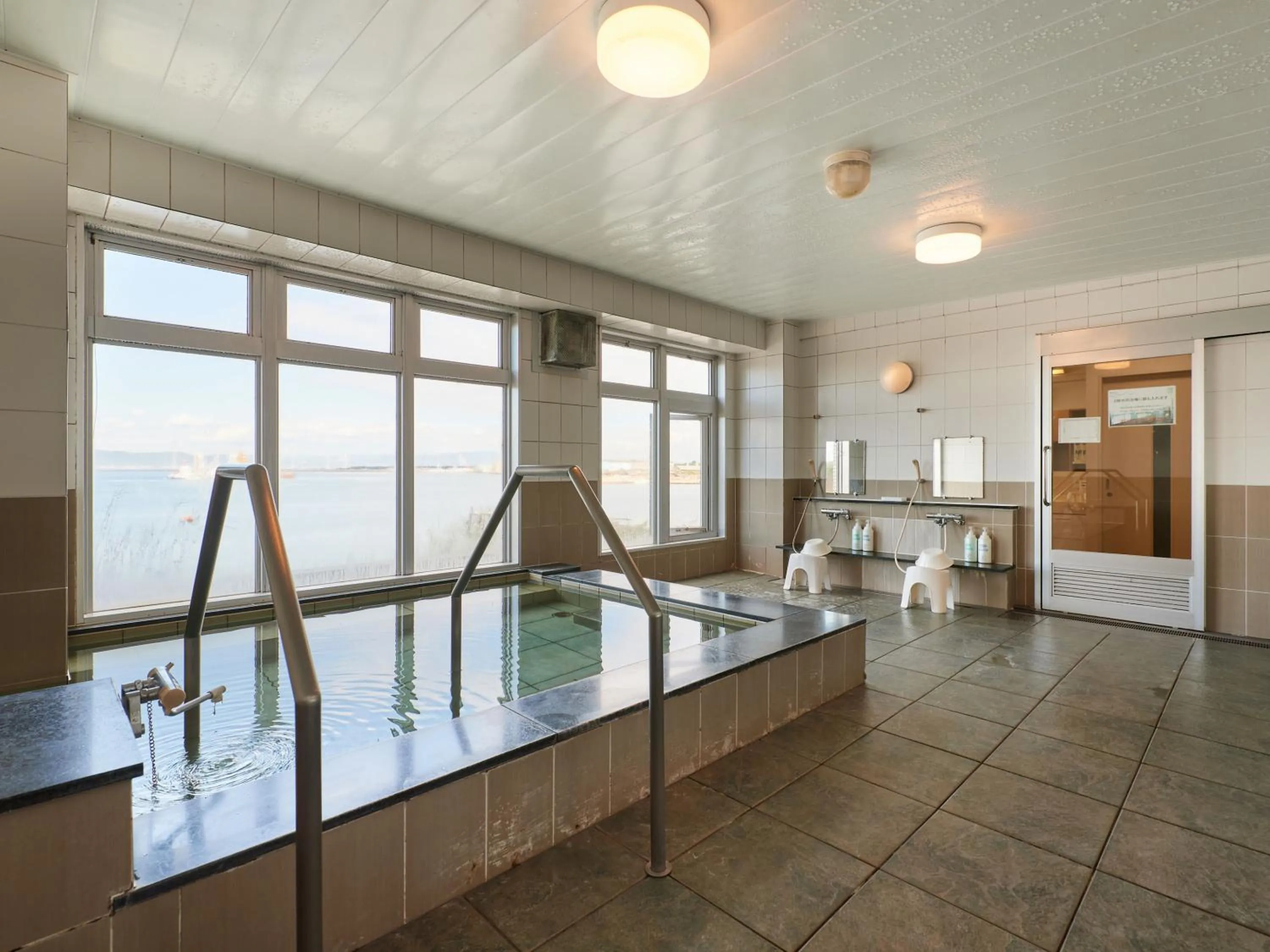 Public Bath in Wind City Hotel