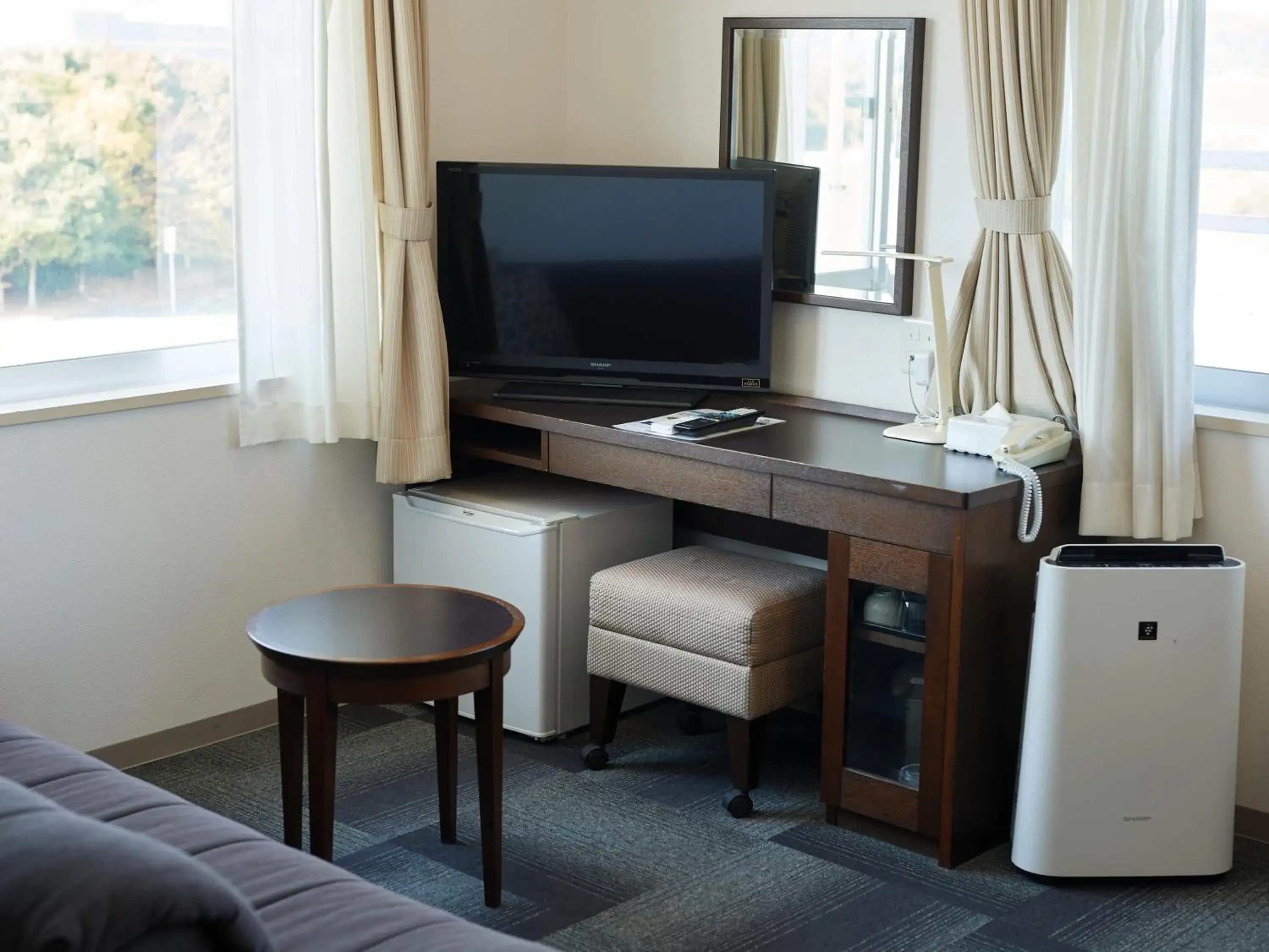 Standard Triple Room in Wind City Hotel Standard Triple Room in Wind City Hotel