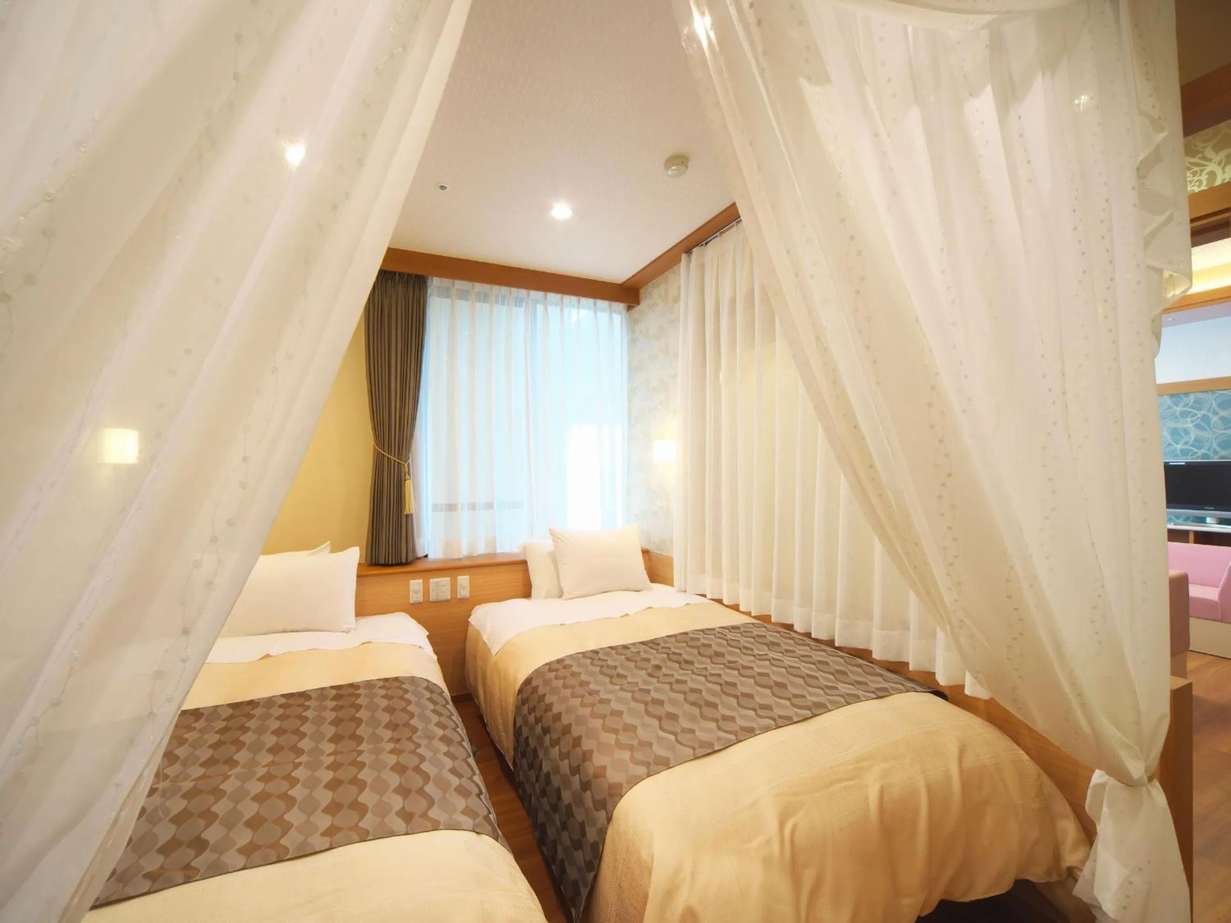 Bedroom, Bed in Kichimu