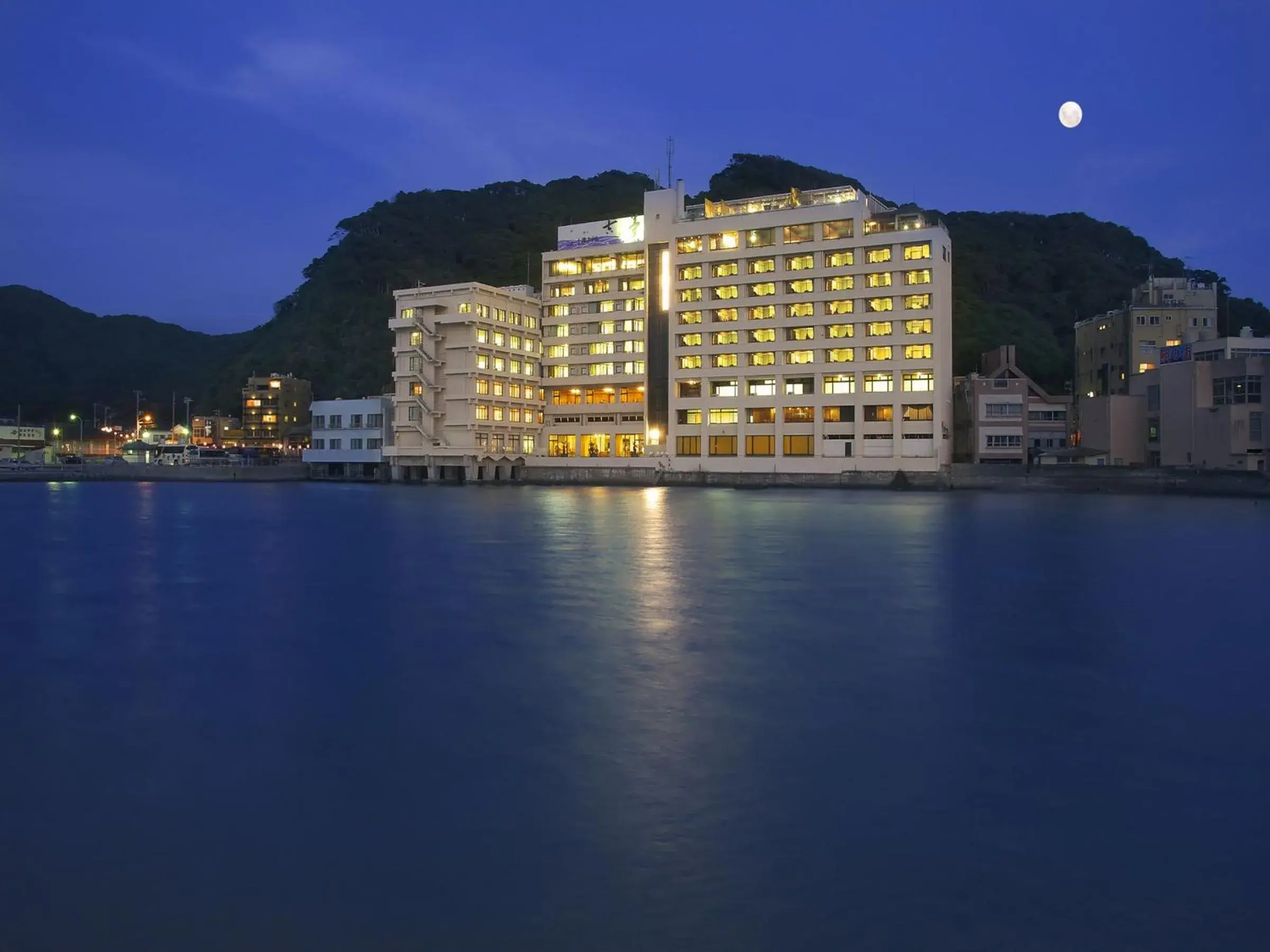 Property building in Kichimu Property building in Kichimu