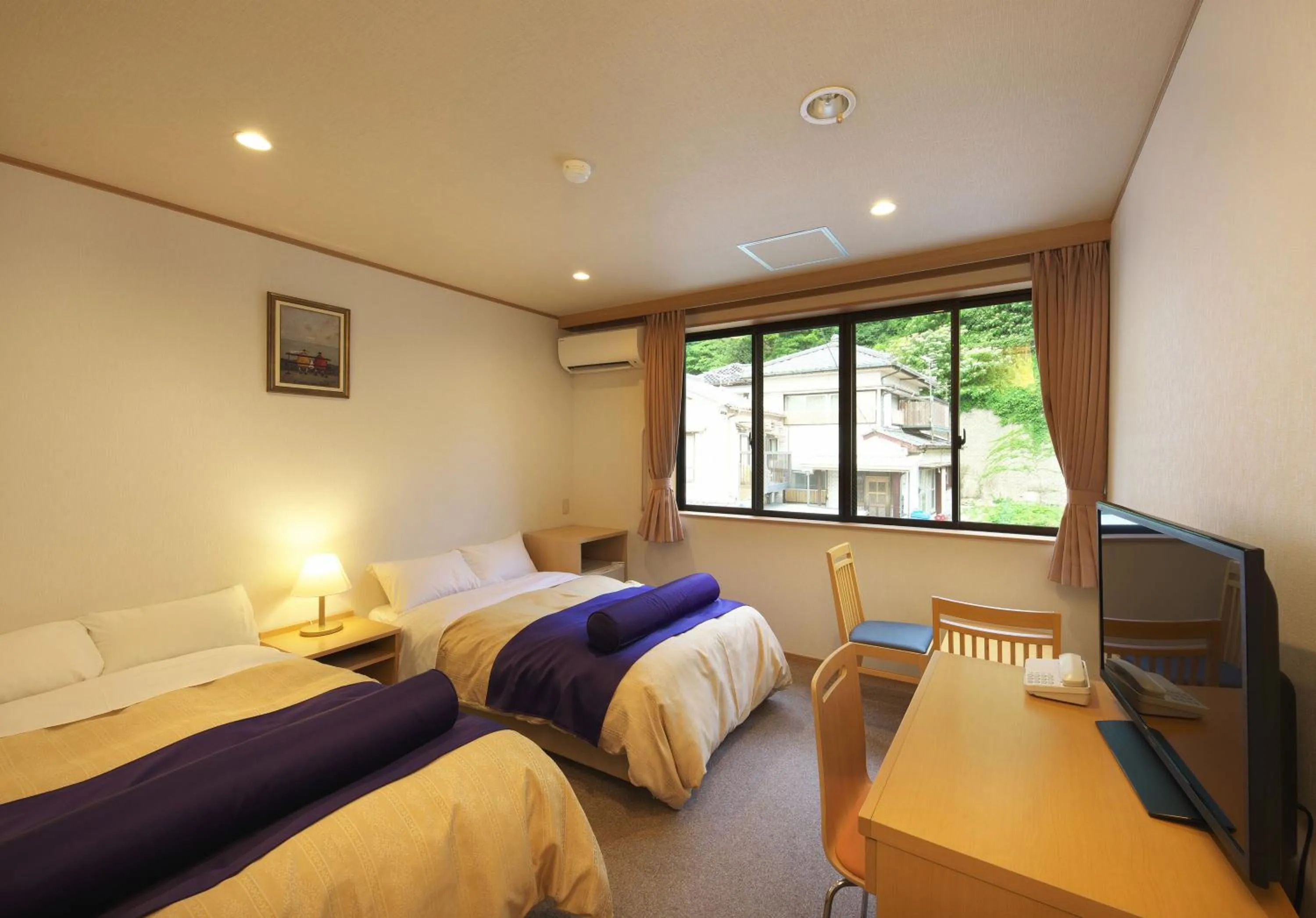 Photo of the whole room, Bed in Kichimu