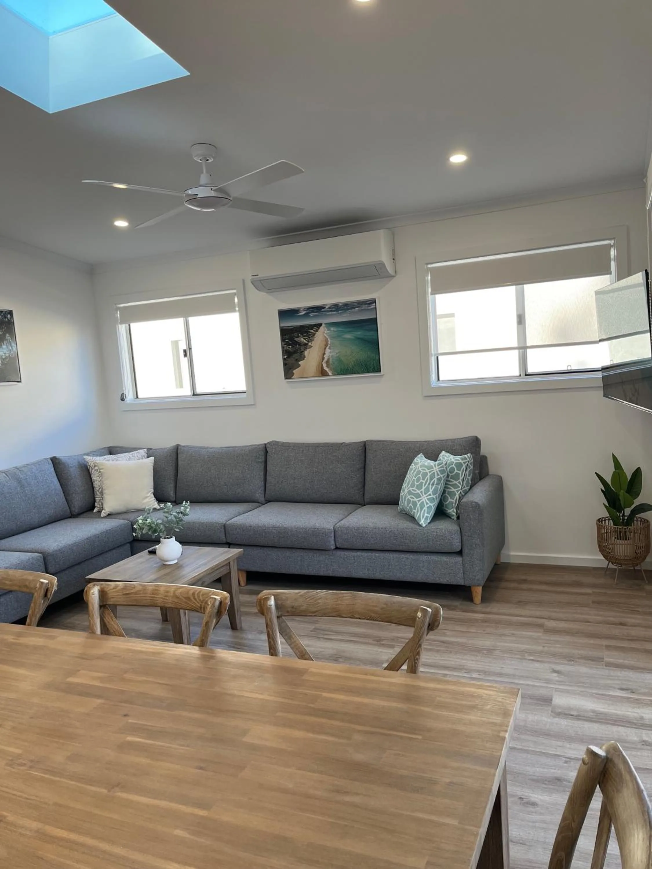 Living room in BIG4 Tasman Holiday Parks - Racecourse Beach