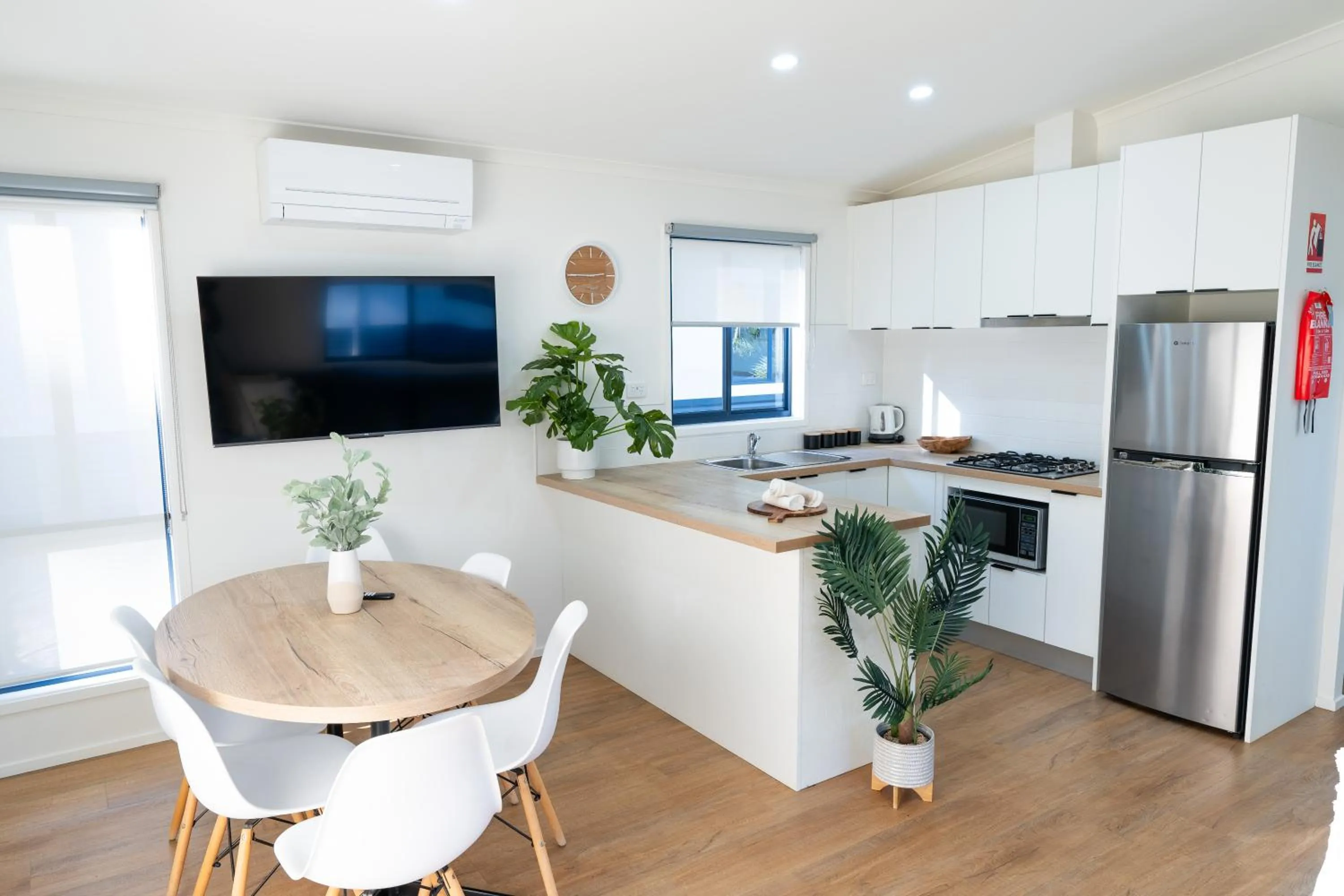 Kitchen or kitchenette in BIG4 Tasman Holiday Parks - Racecourse Beach