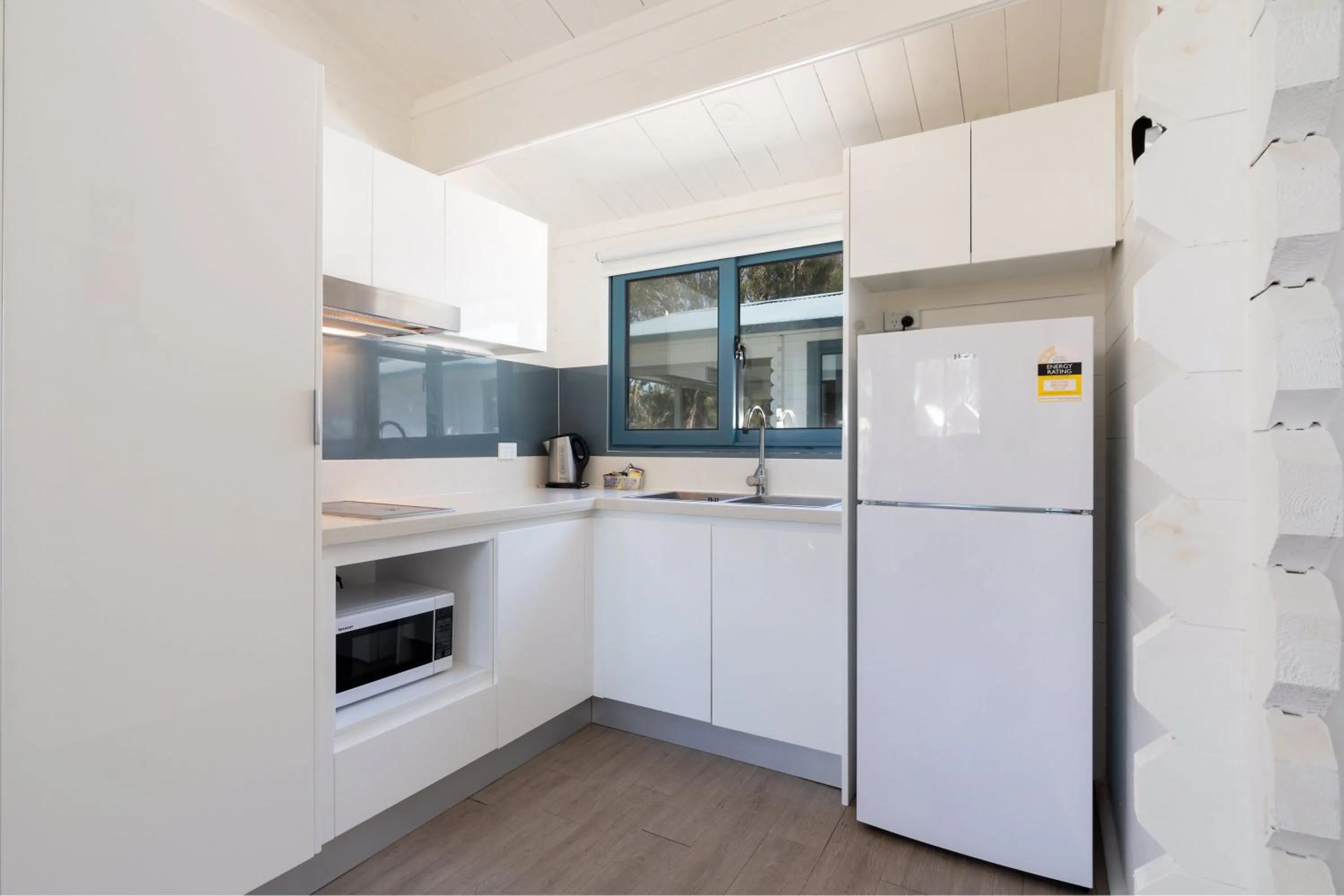 Kitchen or kitchenette in BIG4 Tasman Holiday Parks - Racecourse Beach