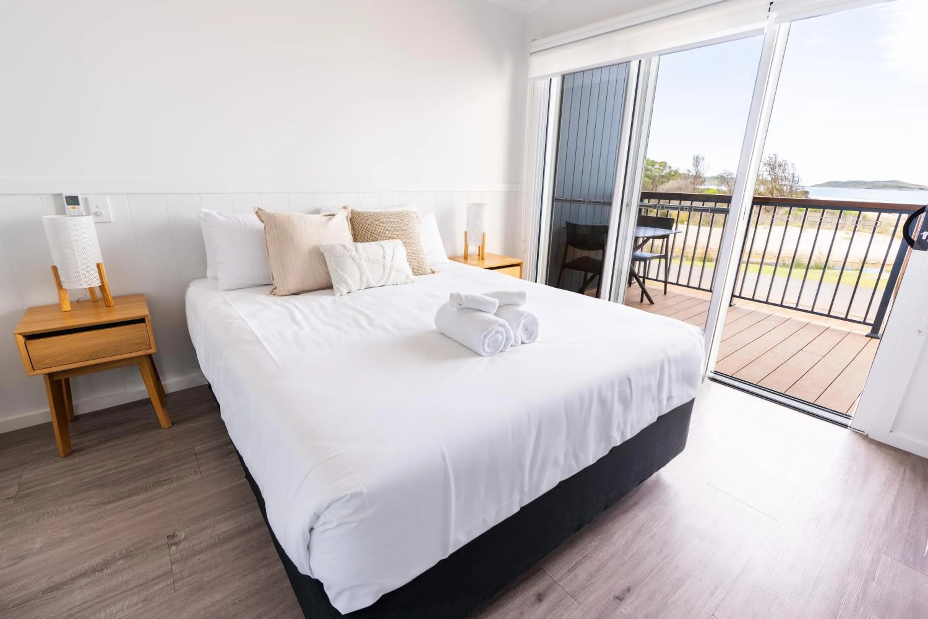 Bedroom, Bed in BIG4 Tasman Holiday Parks - Racecourse Beach