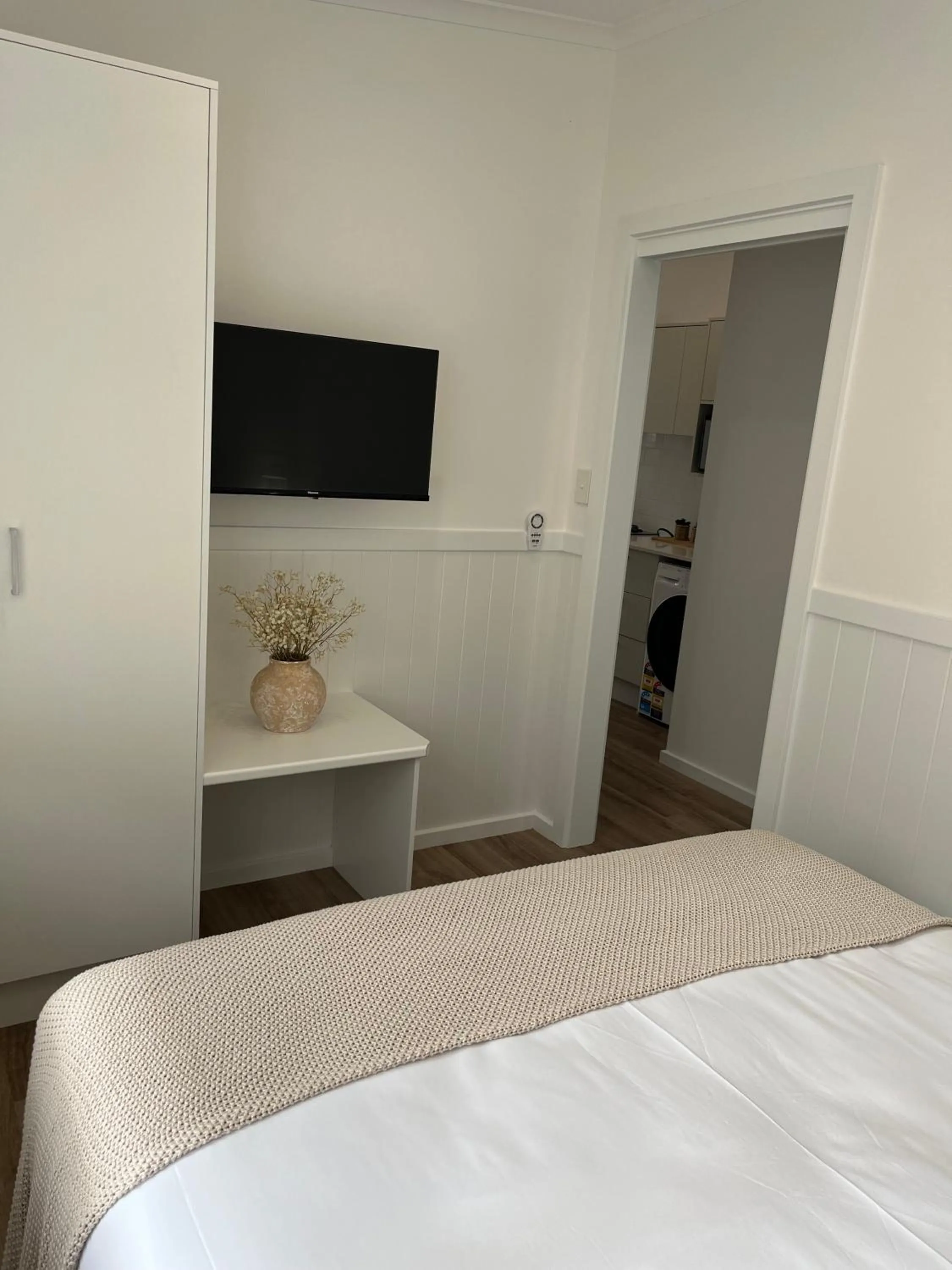 Bedroom, Bed in BIG4 Tasman Holiday Parks - Racecourse Beach