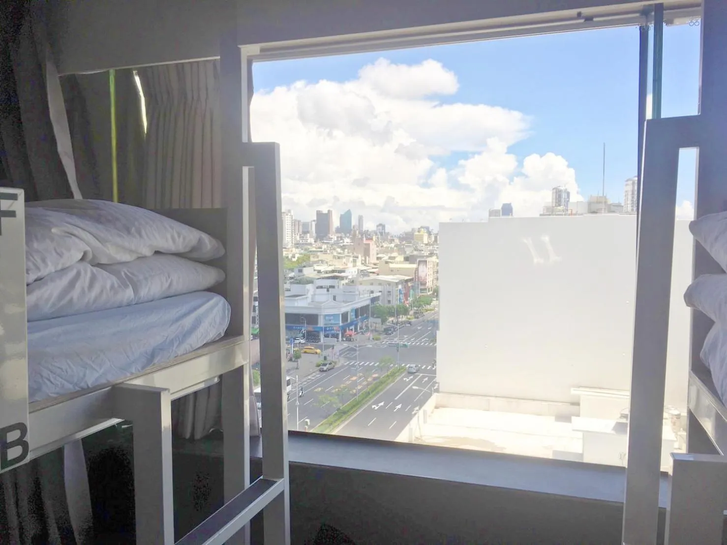 City view, Bed in Paper Plane Hostel