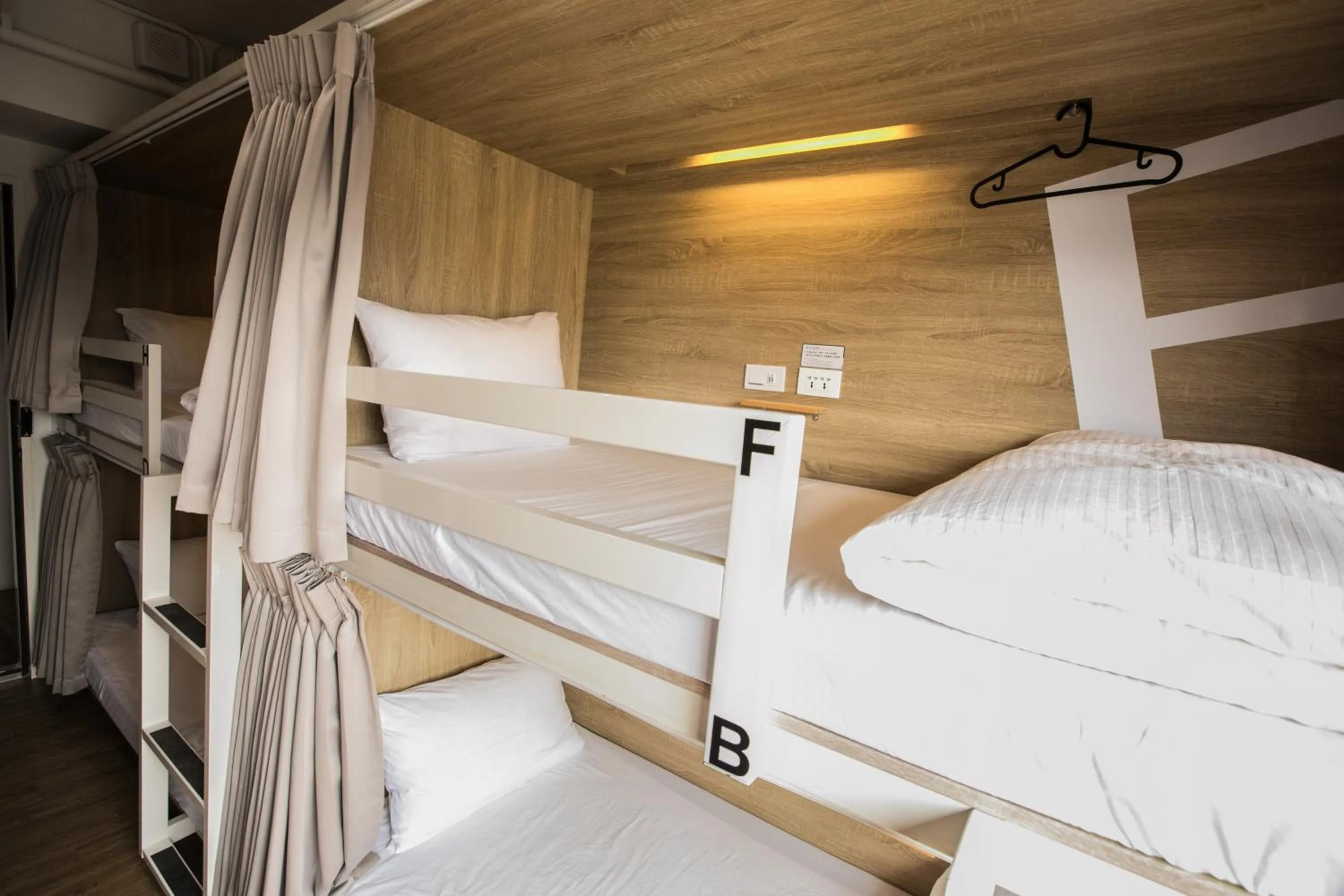 bunk bed, Bed in Paper Plane Hostel