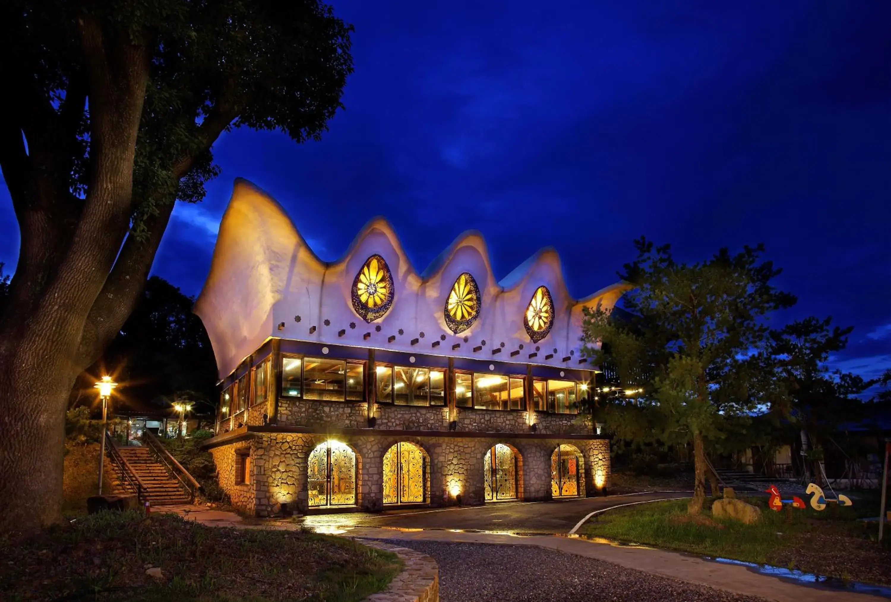 Restaurant/places to eat in The Deer Resort Restaurant/places to eat in The Deer Resort