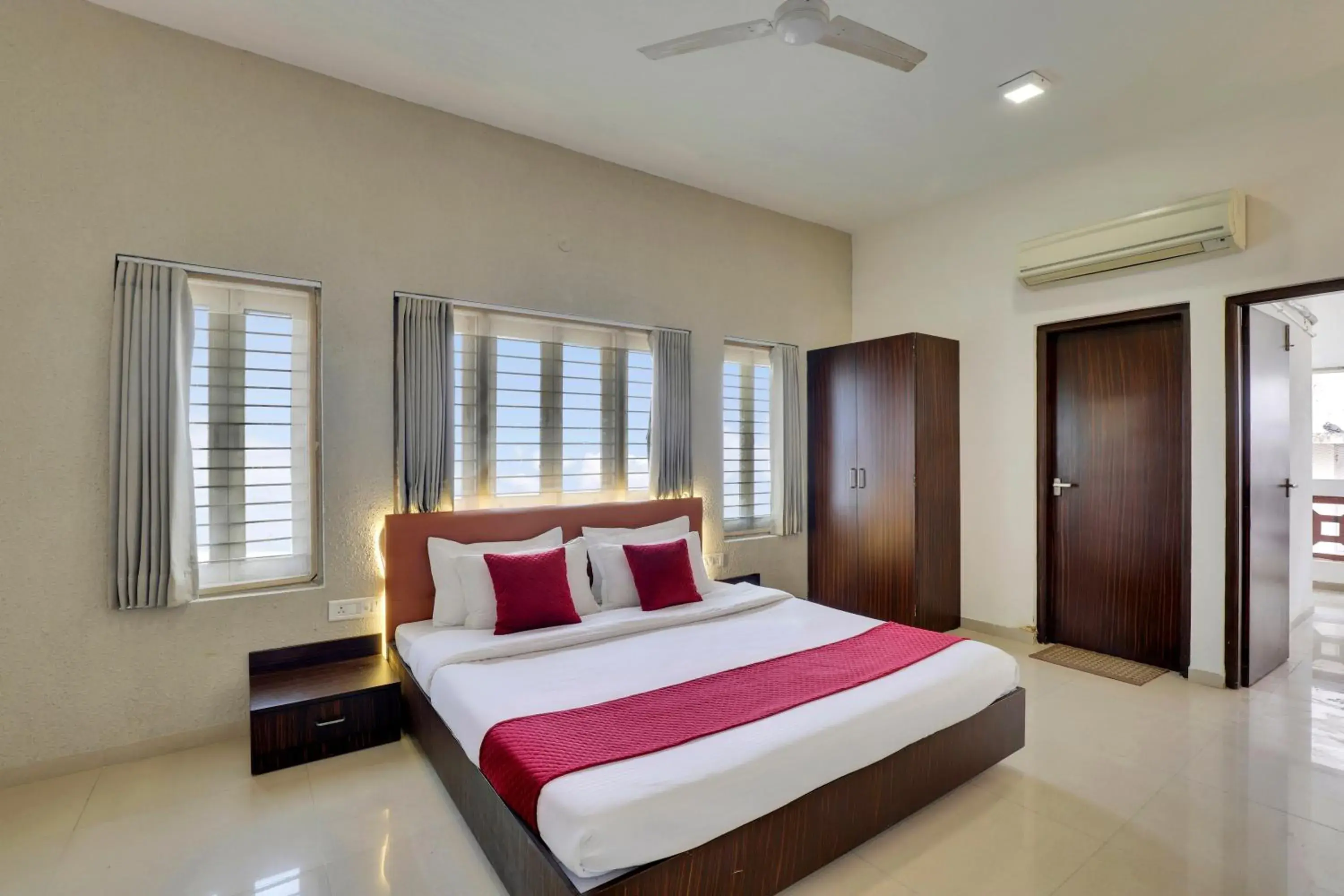 Photo of the whole room, Bed in Goverdhan Greens Resort Dwarka l Hotels In Dwarka Photo of the whole room, Bed in Goverdhan Greens Resort Dwarka l Hotels In Dwarka