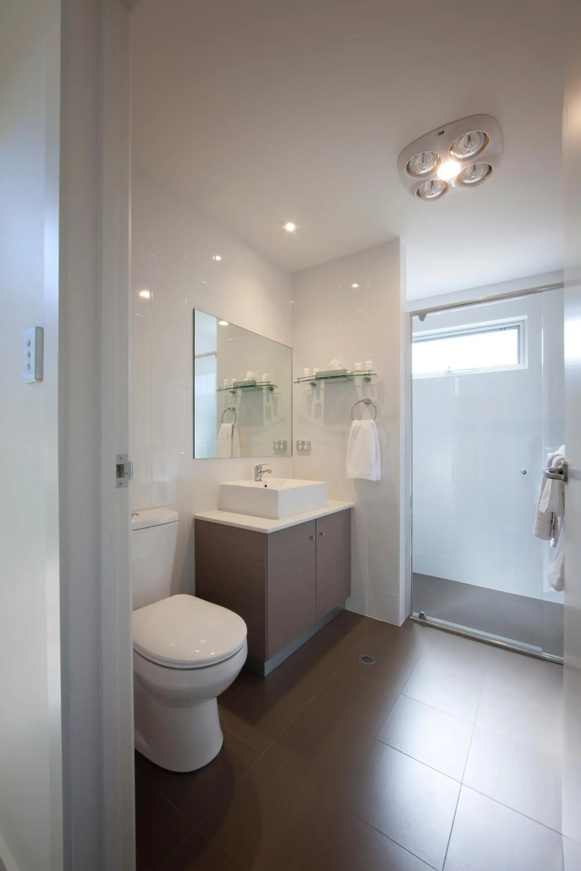 Toilet in Longview Vineyard Toilet in Longview Vineyard