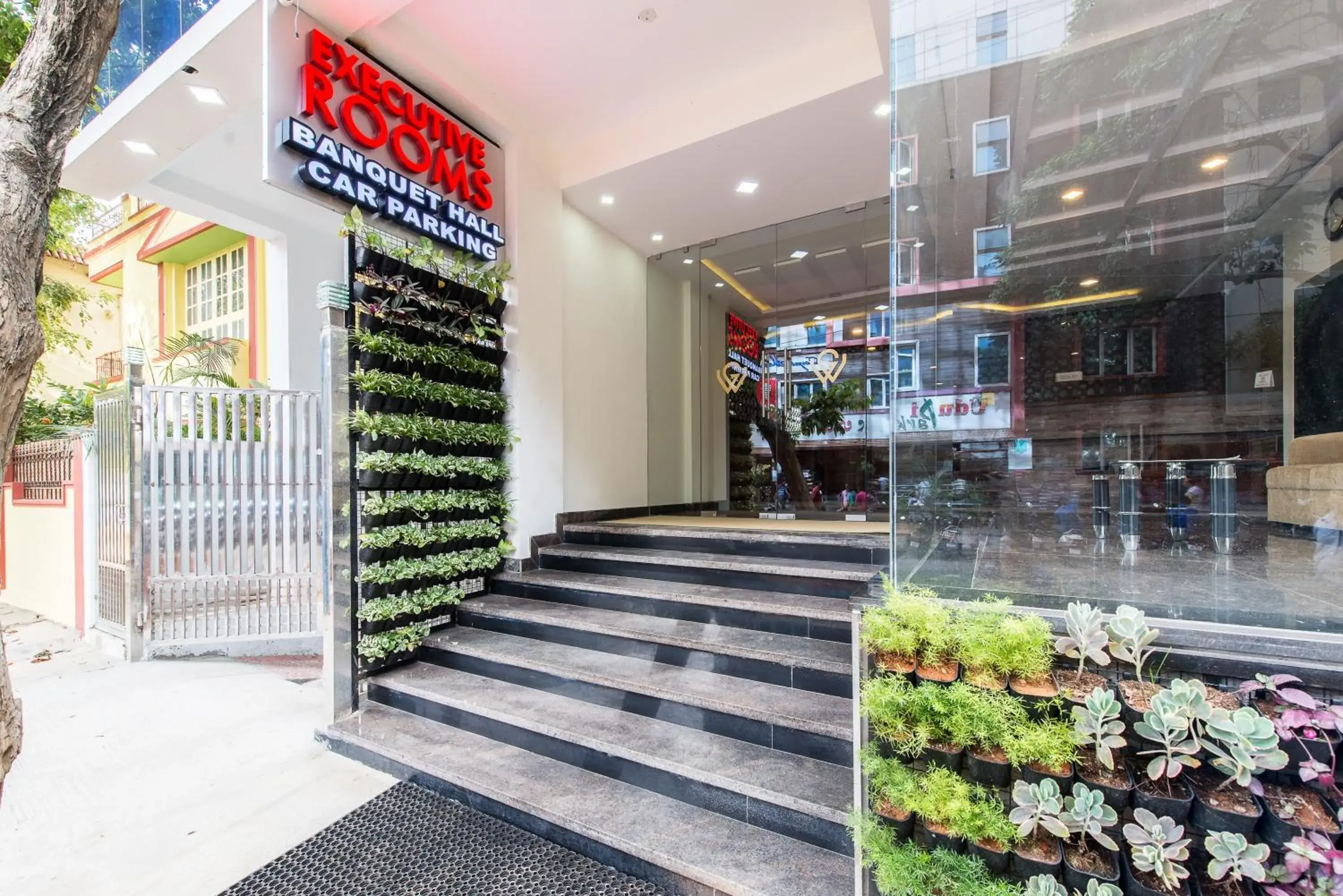 Facade/entrance in Treebo Greenwood Premier Suites, Old Airport Road Facade/entrance in Treebo Greenwood Premier Suites, Old Airport Road