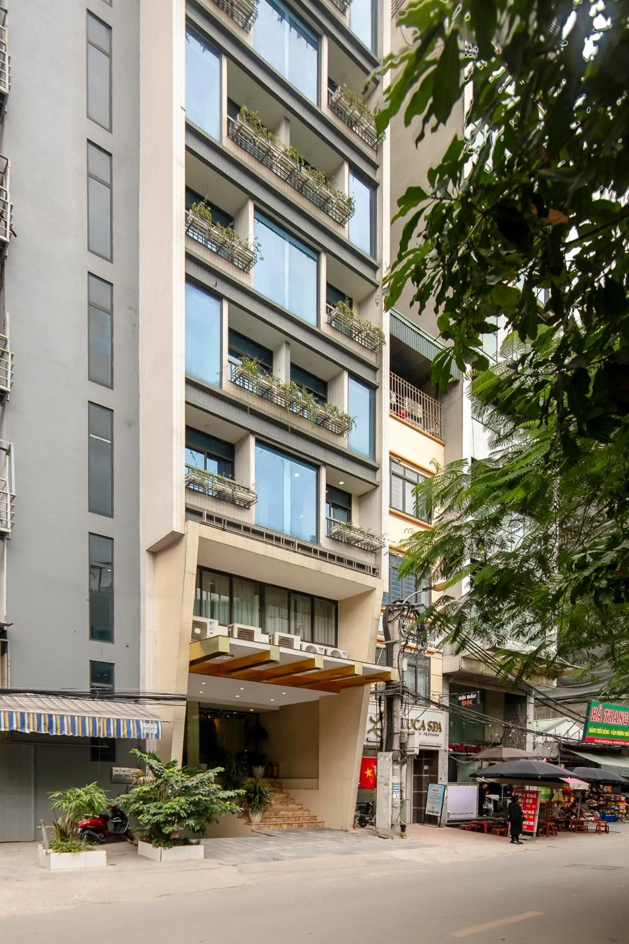 Brilliant Me Tri Hotel & Spa