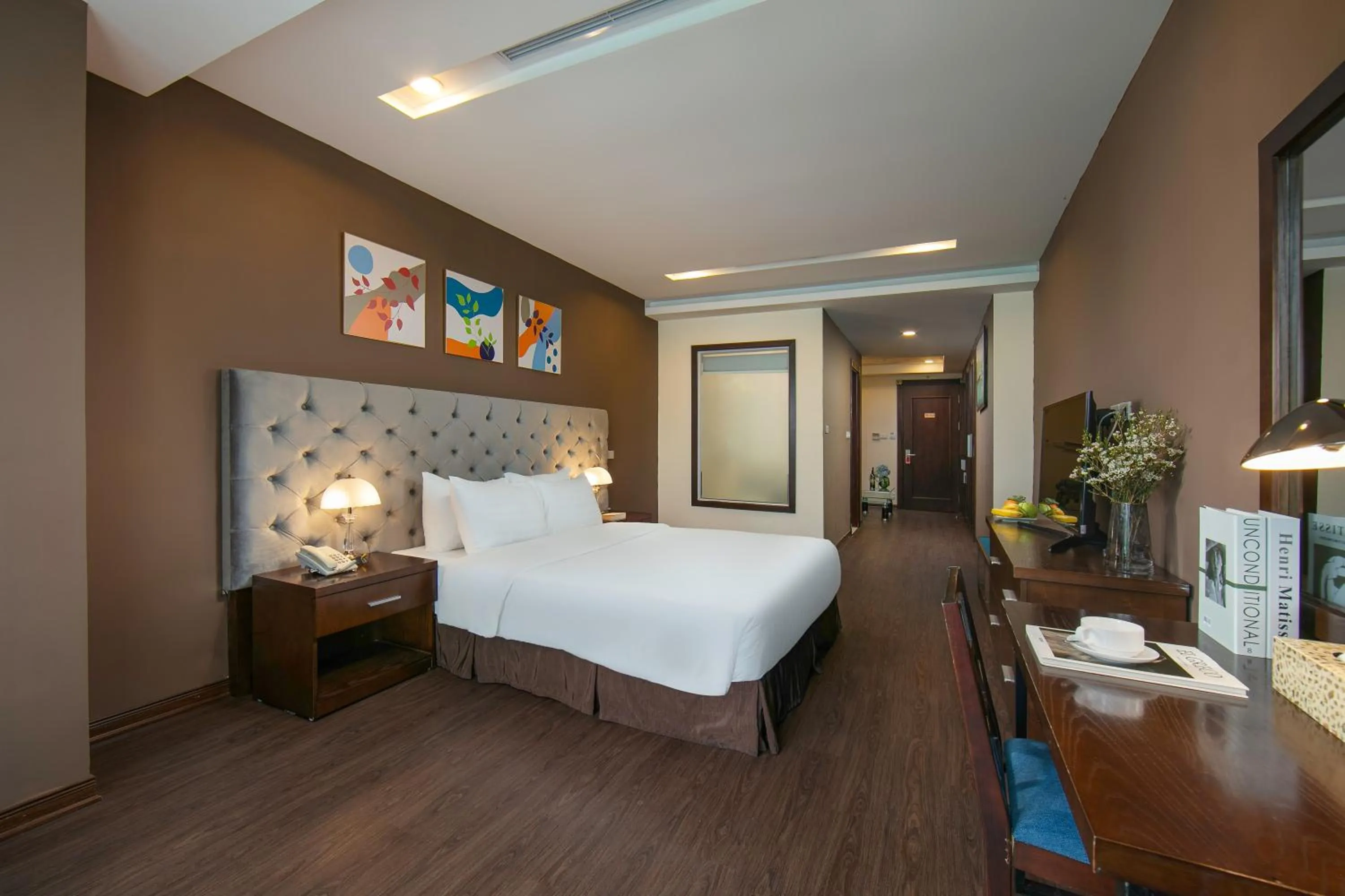 Bed in Brilliant Me Tri Hotel & Spa