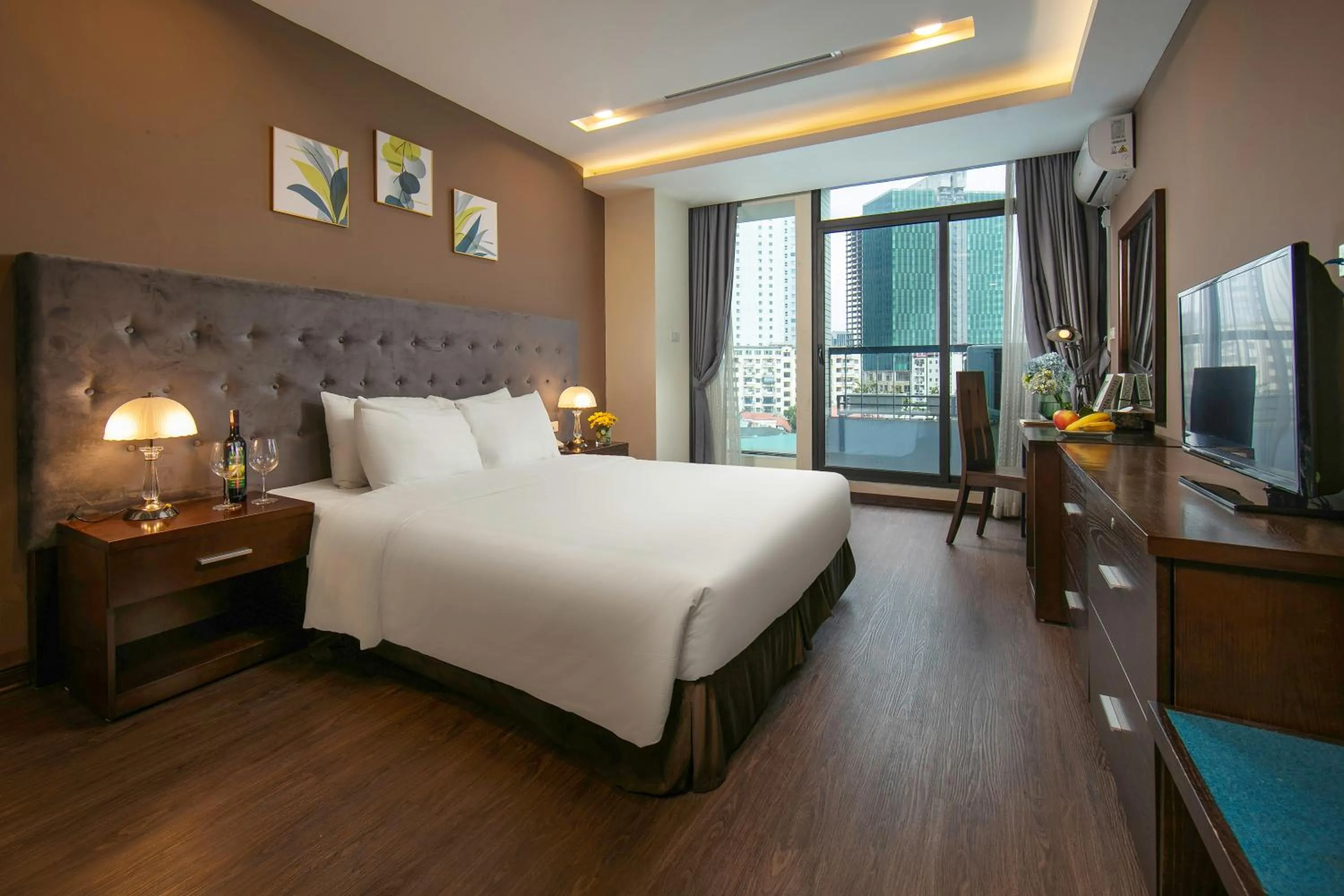 Bed in Brilliant Me Tri Hotel & Spa