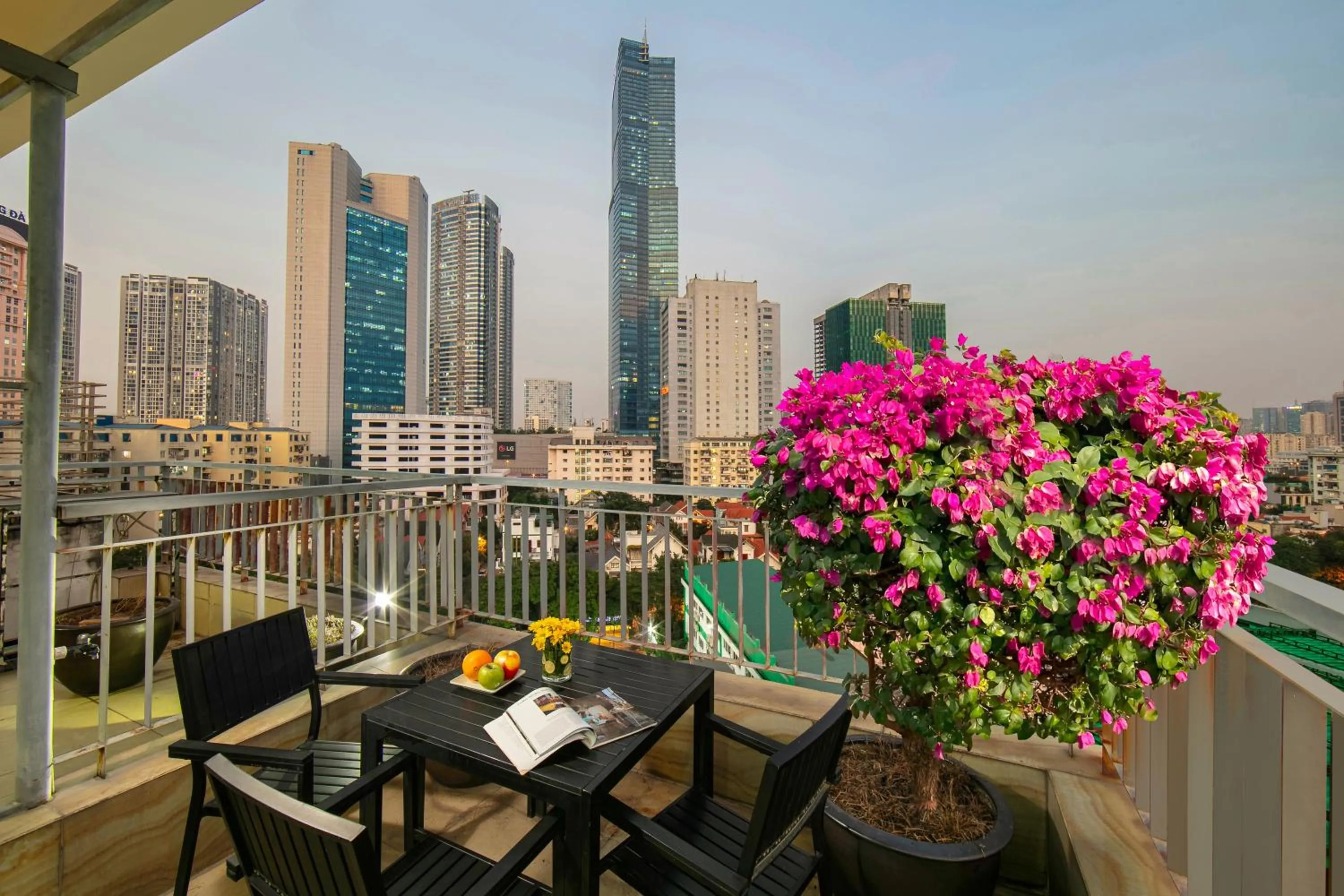 Brilliant Me Tri Hotel & Spa