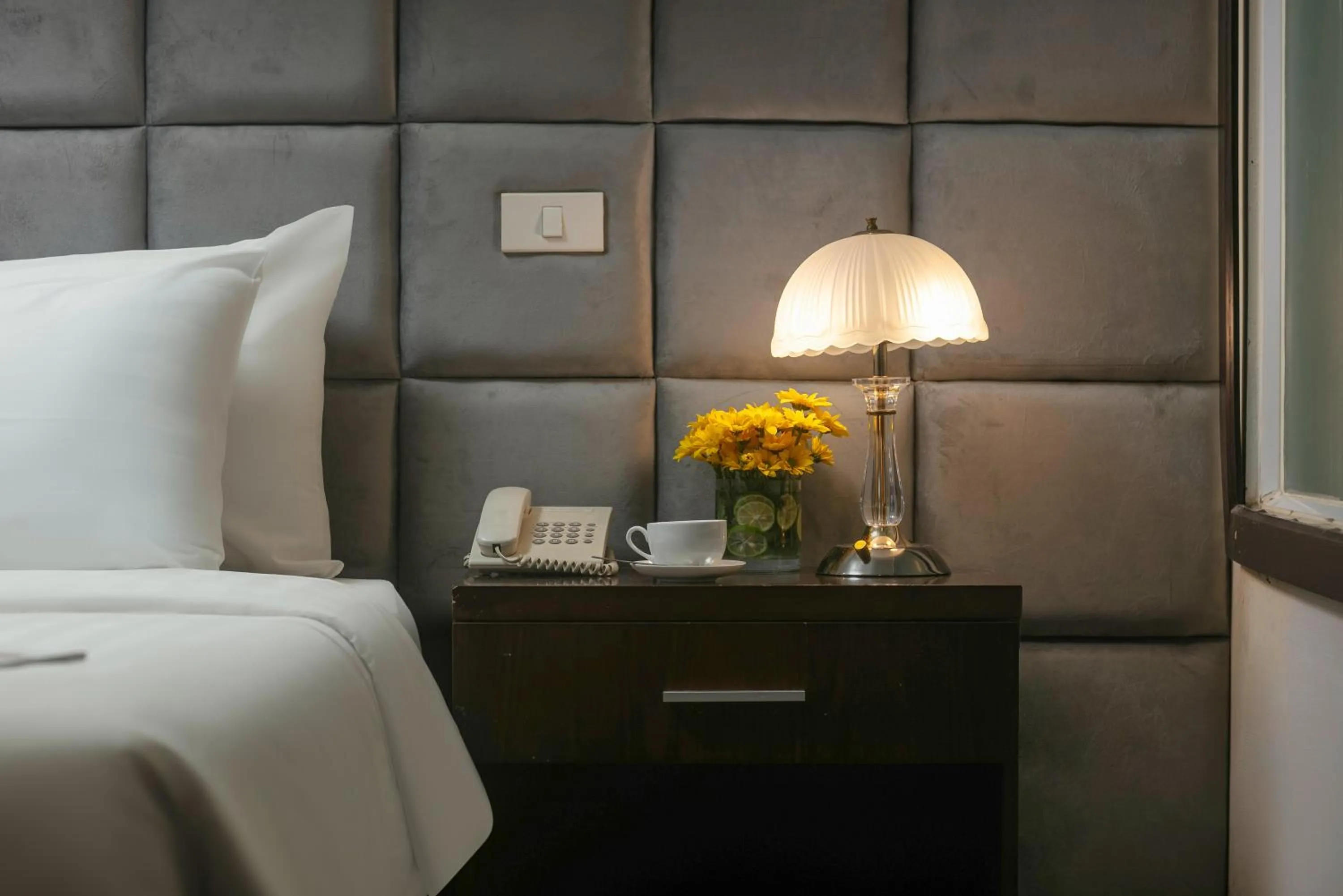 Bed in Brilliant Me Tri Hotel & Spa