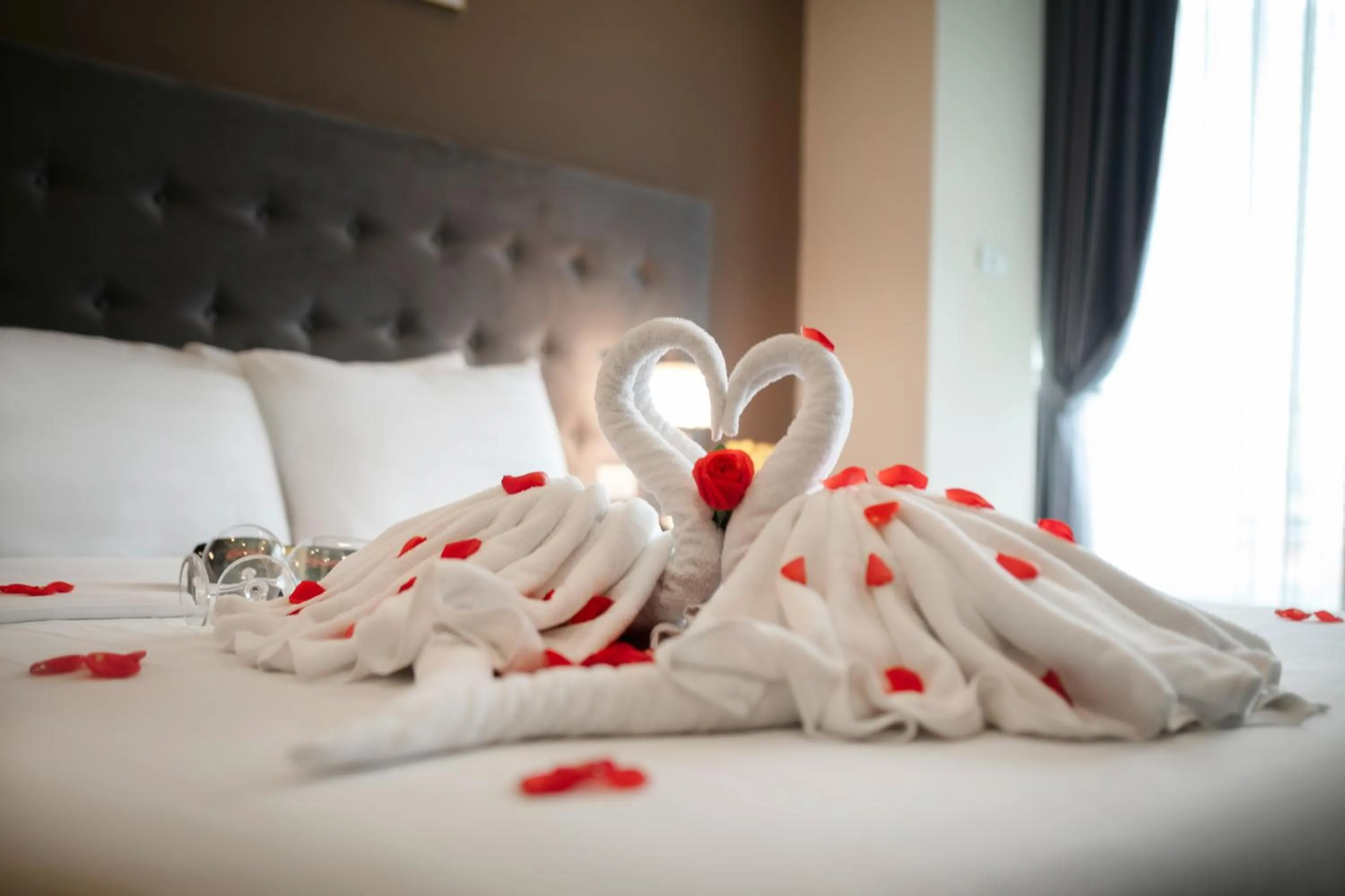 Bed in Brilliant Me Tri Hotel & Spa