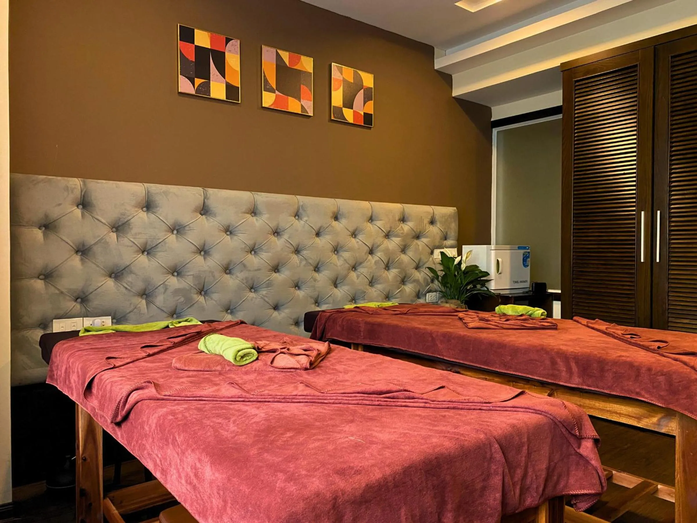 Spa and wellness centre/facilities, Bed in Brilliant Me Tri Hotel & Spa