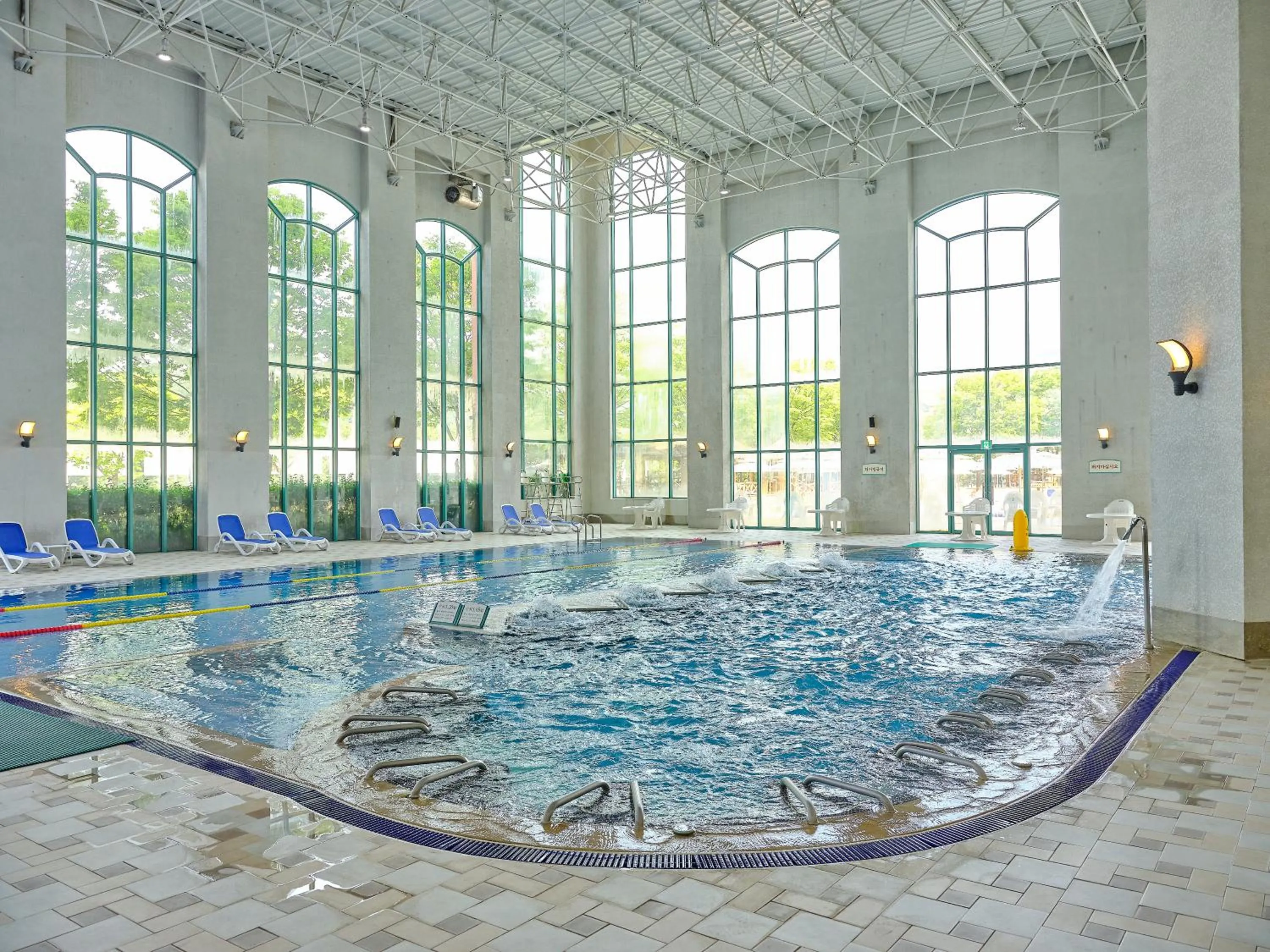 Oak Valley Resort Valley Village