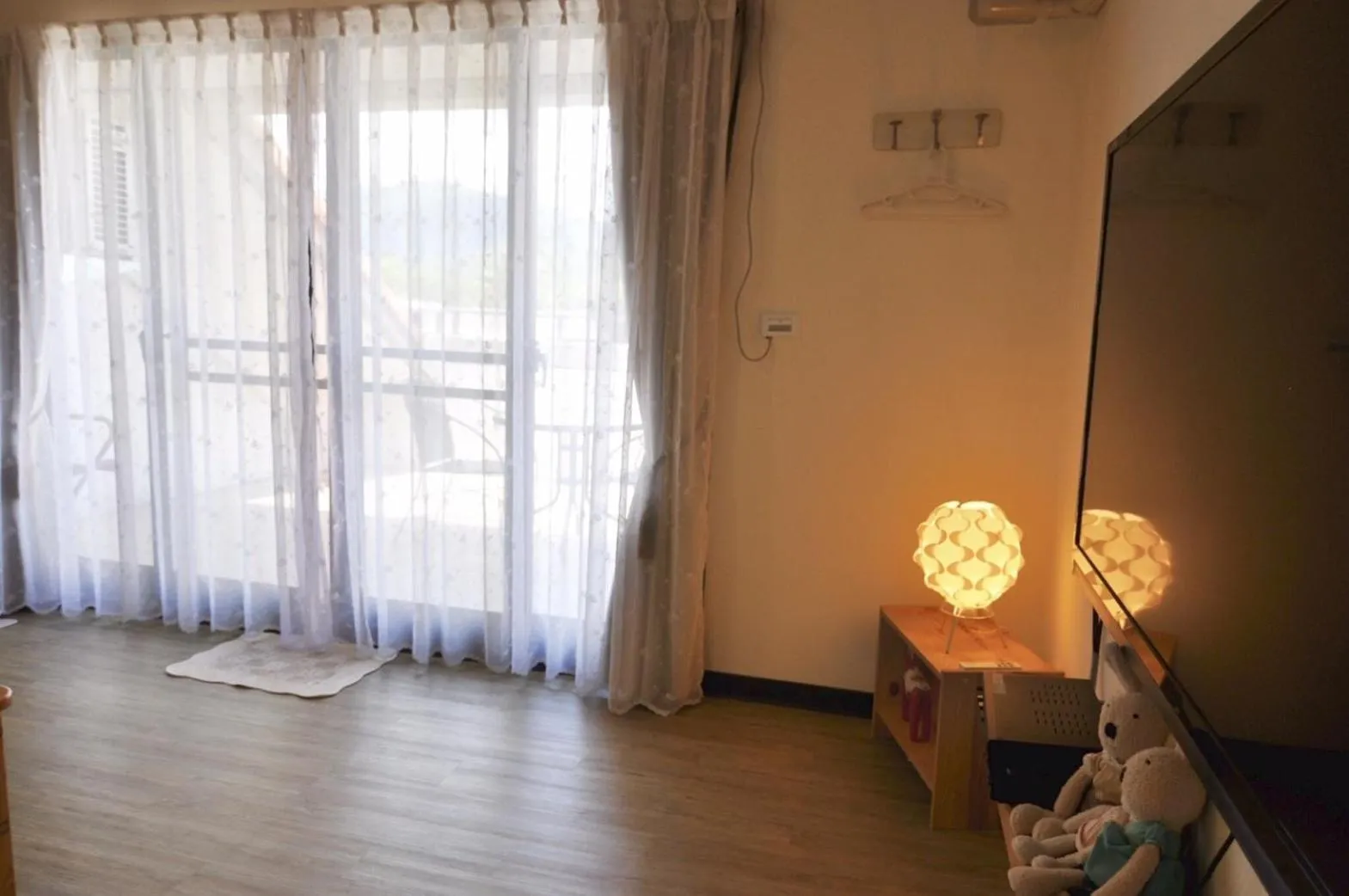 TV and multimedia in Village Villa B&B