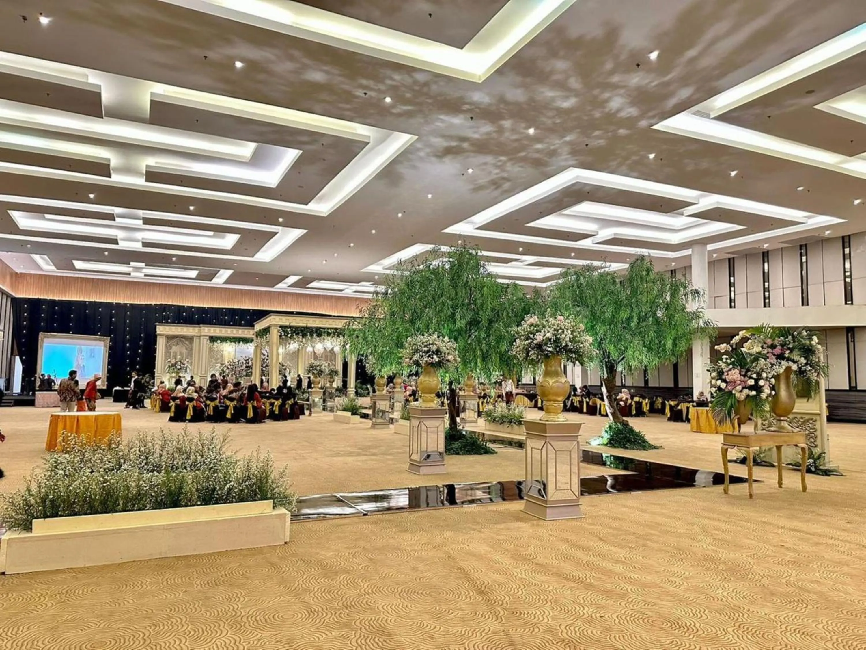wedding in Hotel Santika Mega City Bekasi
