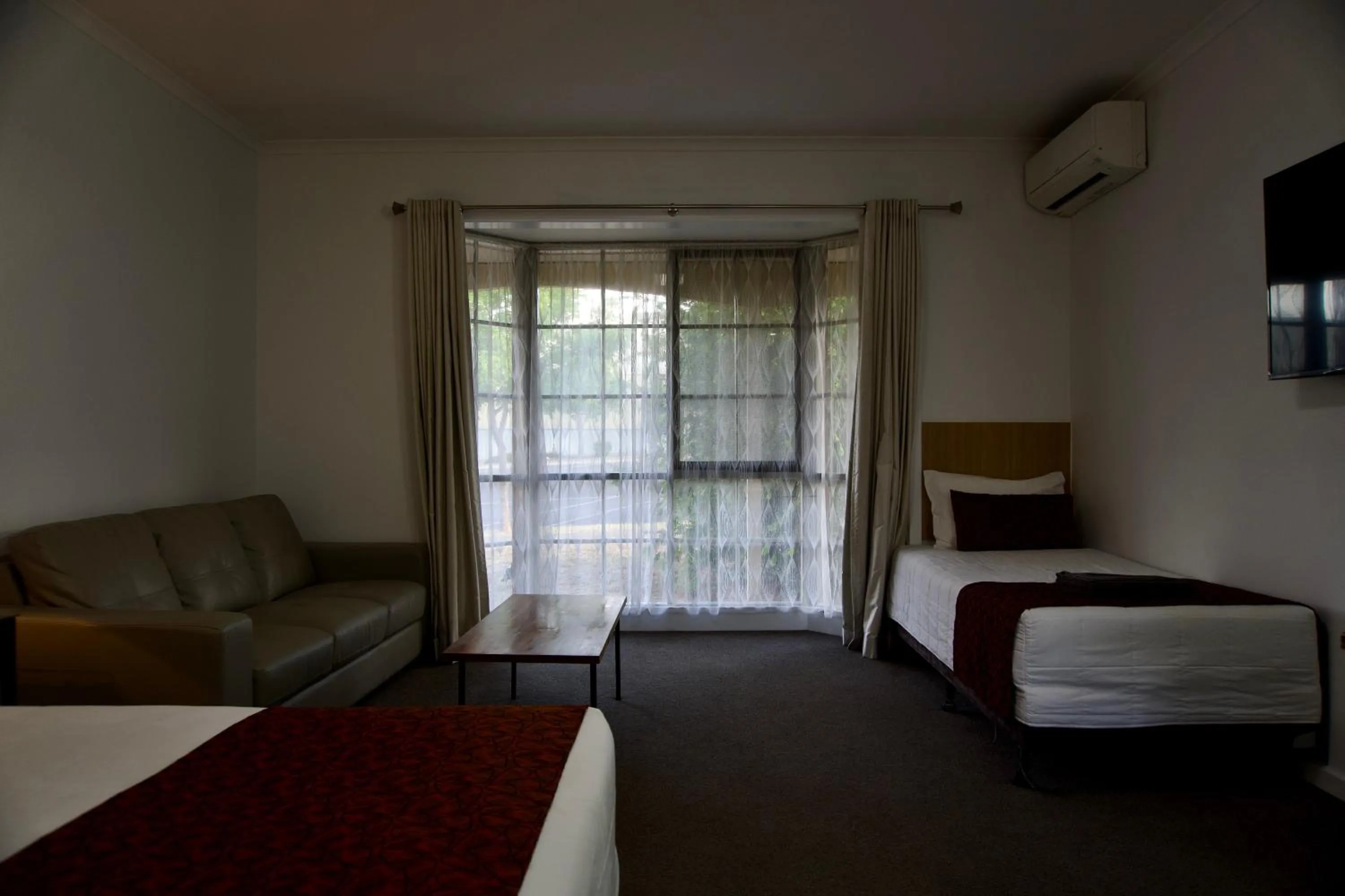 Bed in Ararat Colonial Lodge Motel