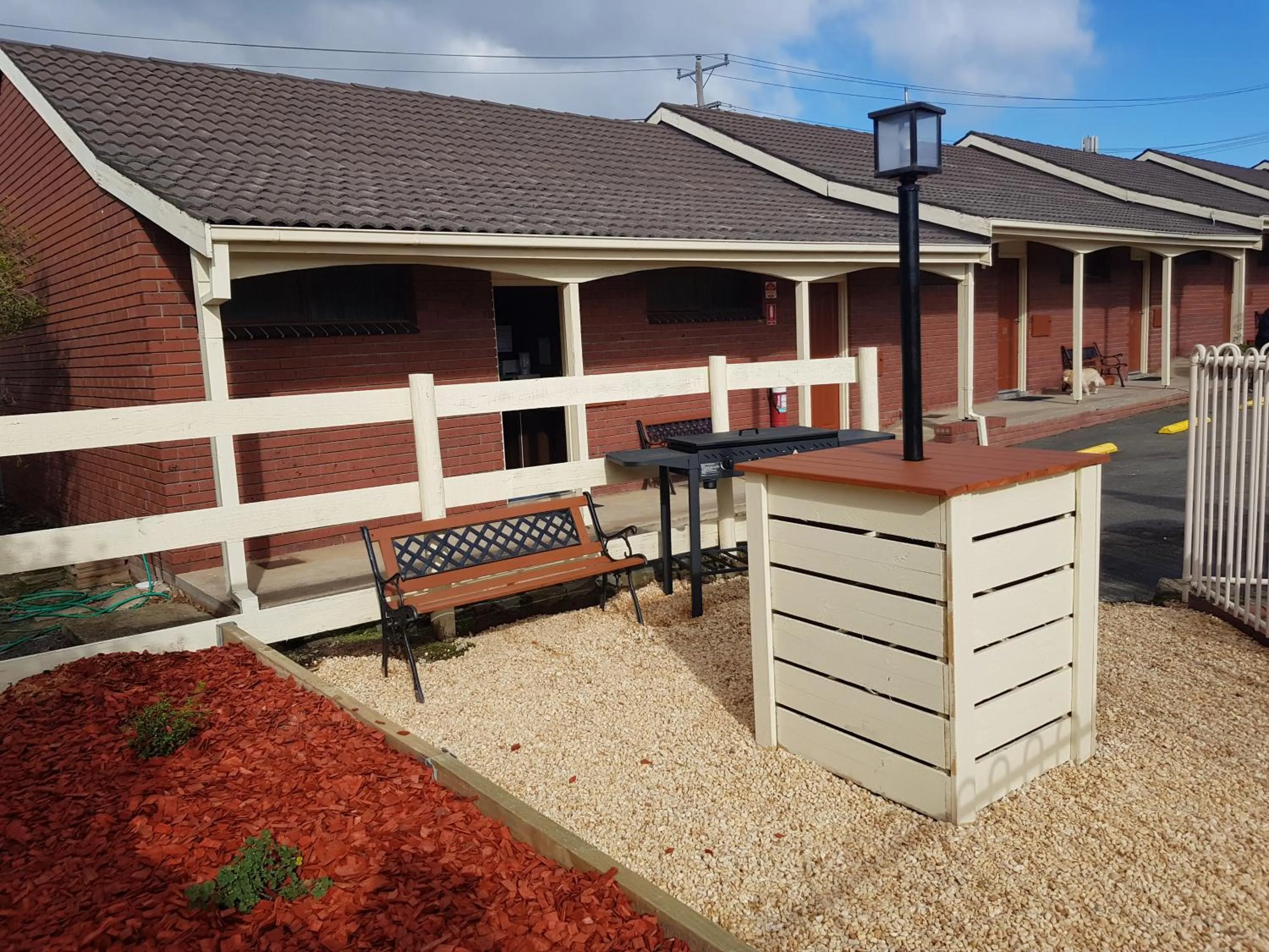 BBQ facilities in Ararat Colonial Lodge Motel