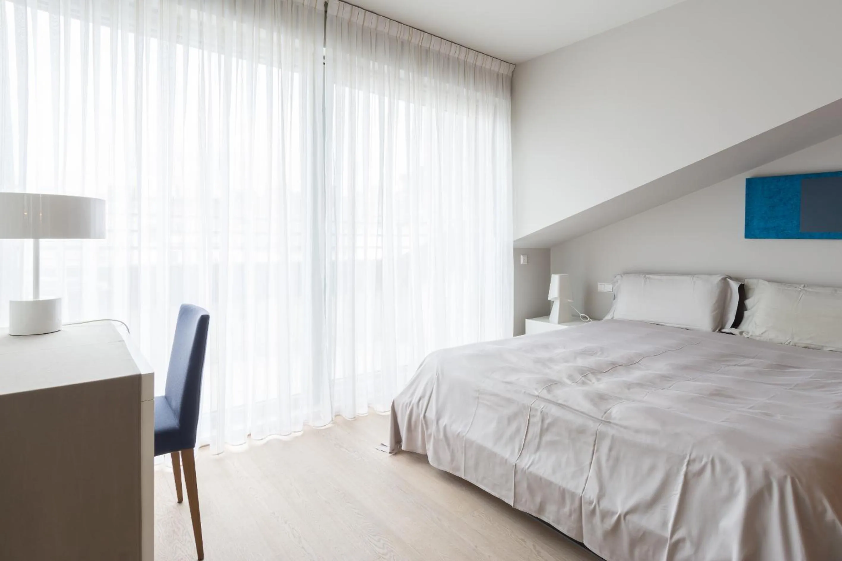 Bed in Four Stars Aparthotel