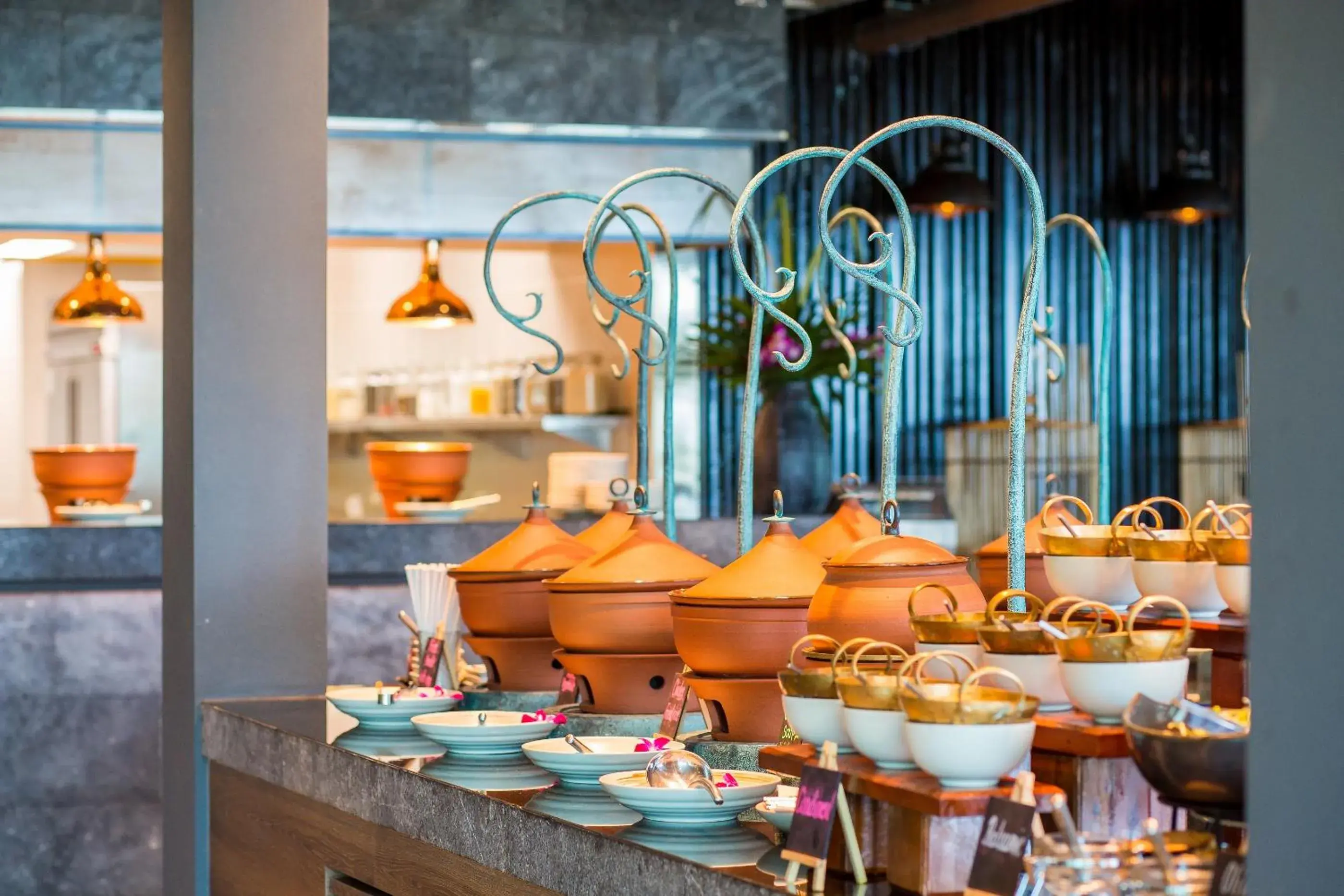 Restaurant/places to eat in Fusion Suites Phuket Patong Restaurant/places to eat in Fusion Suites Phuket Patong